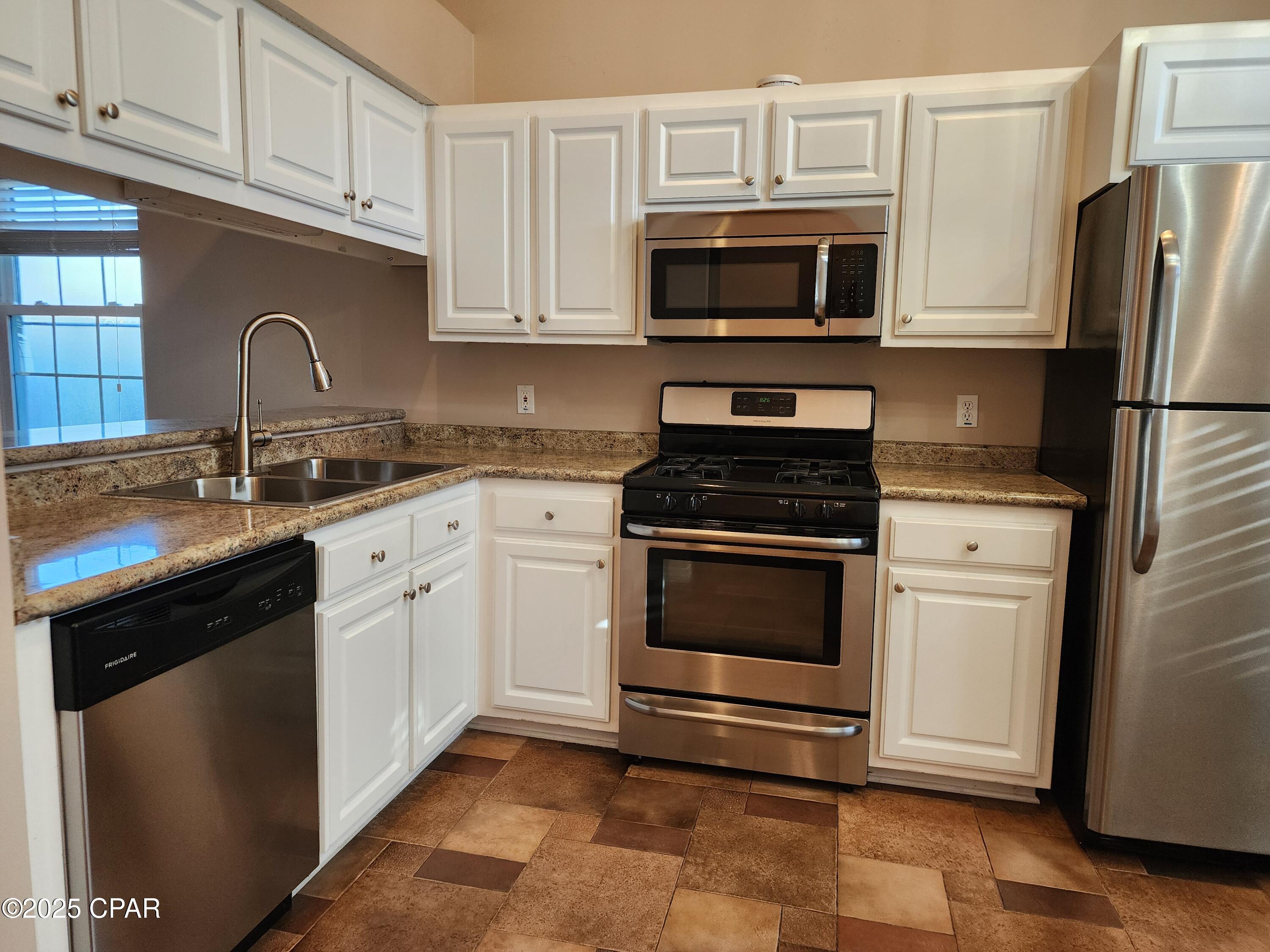 Image 4 For 200 Argonaut Street