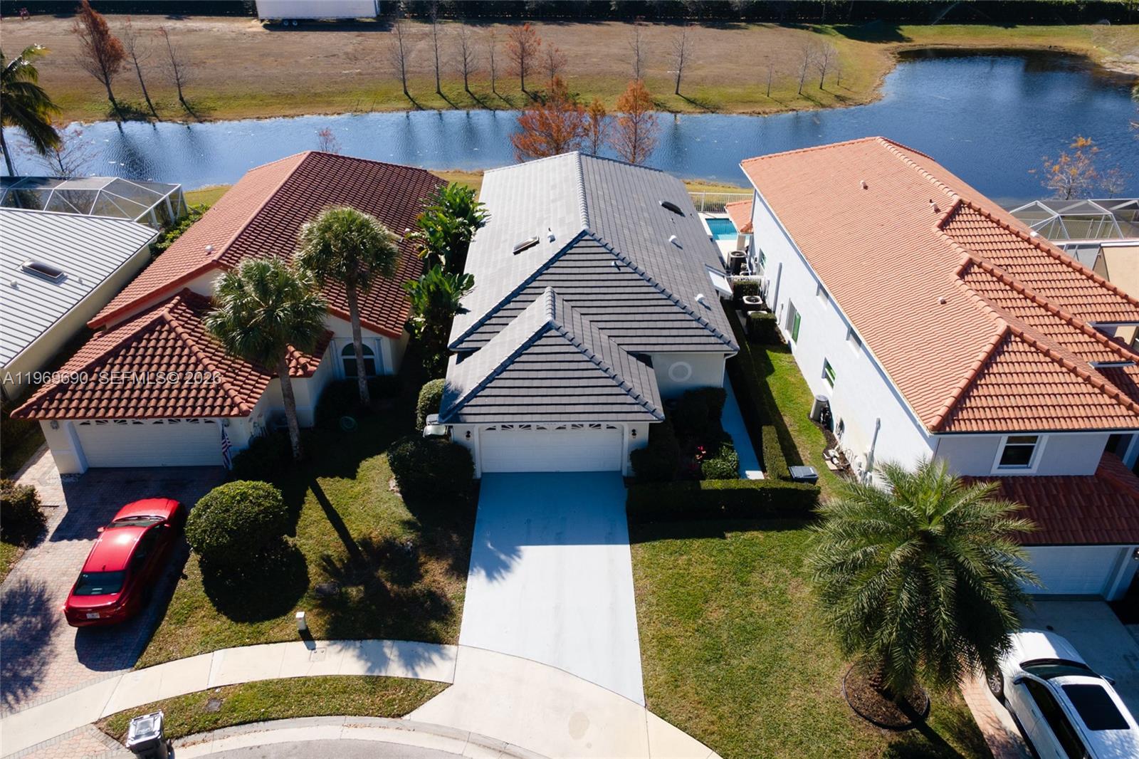 2668 Country Golf Dr