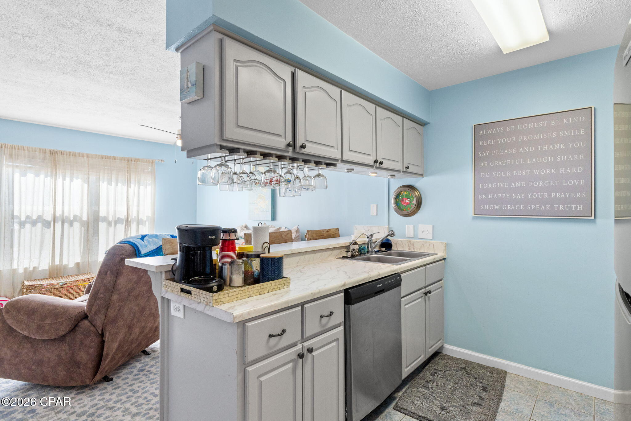 Image 6 For 7813 Lagoon Drive 5c