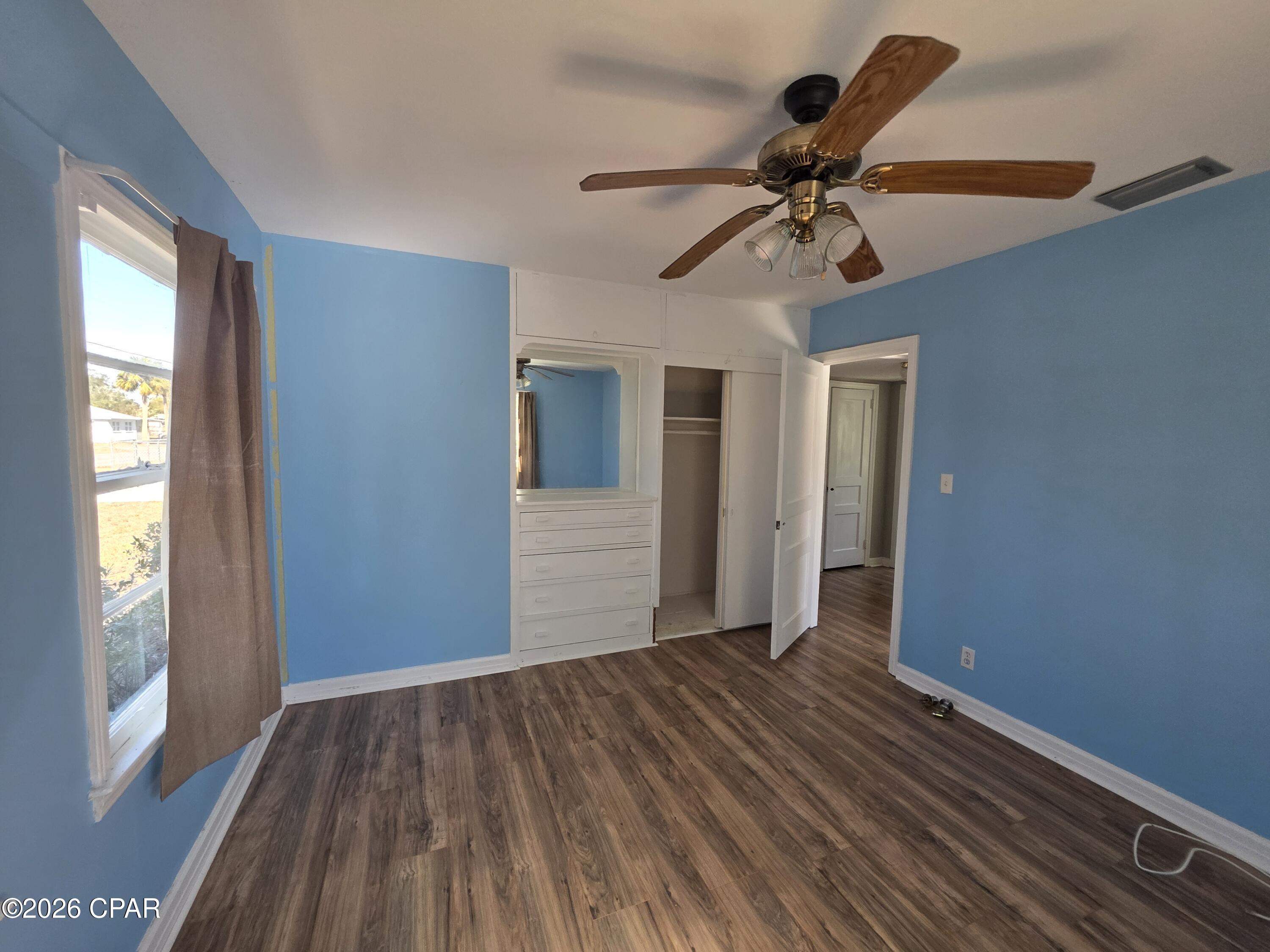 Image 14 For 1010 2nd Place