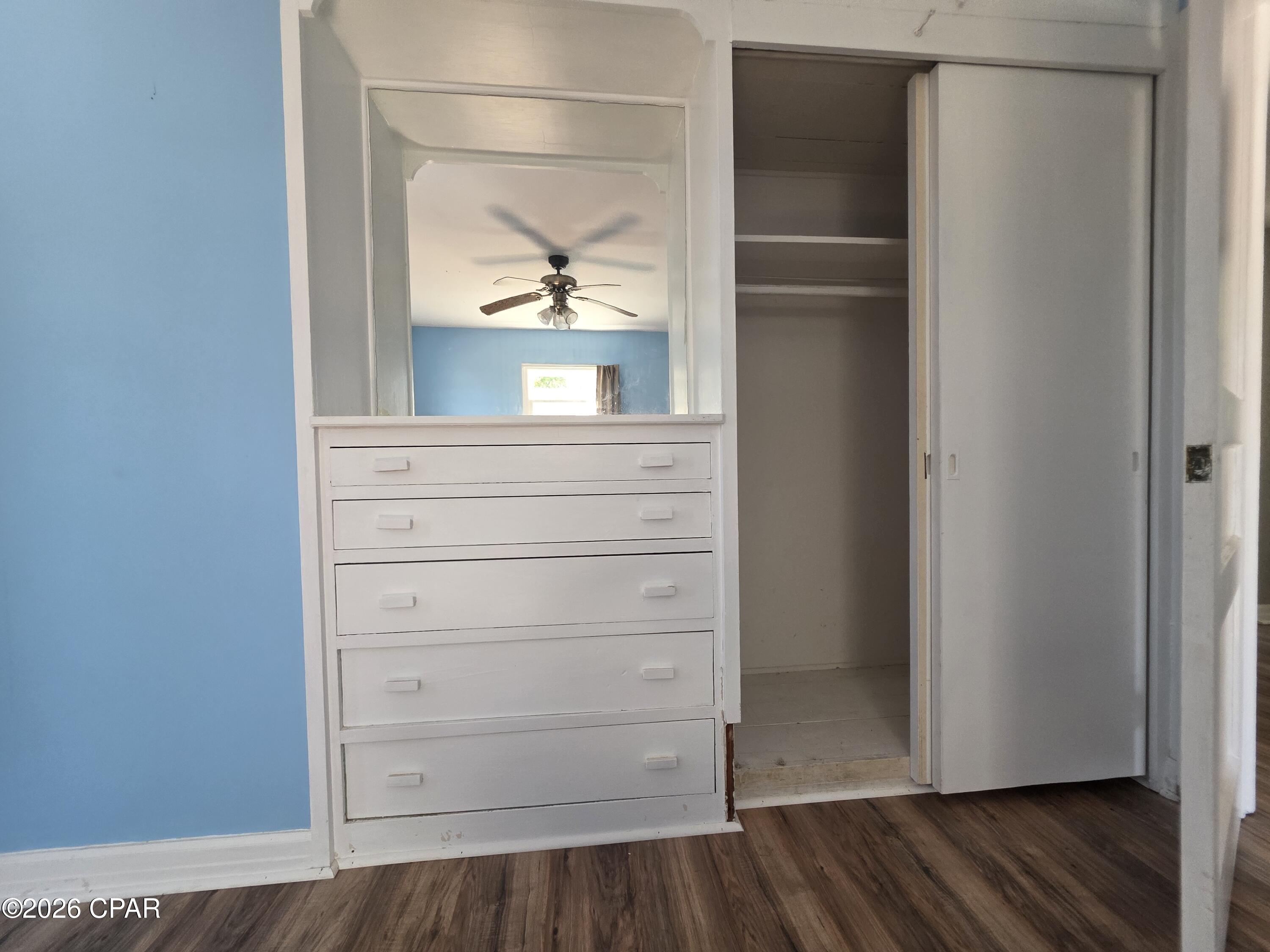 Image 17 For 1010 2nd Place