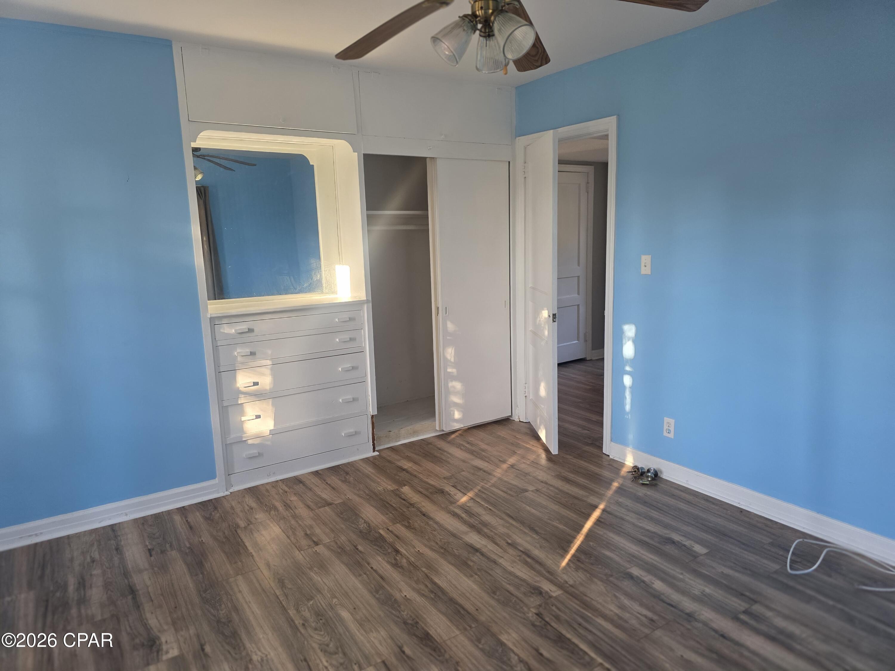 Image 22 For 1010 2nd Place