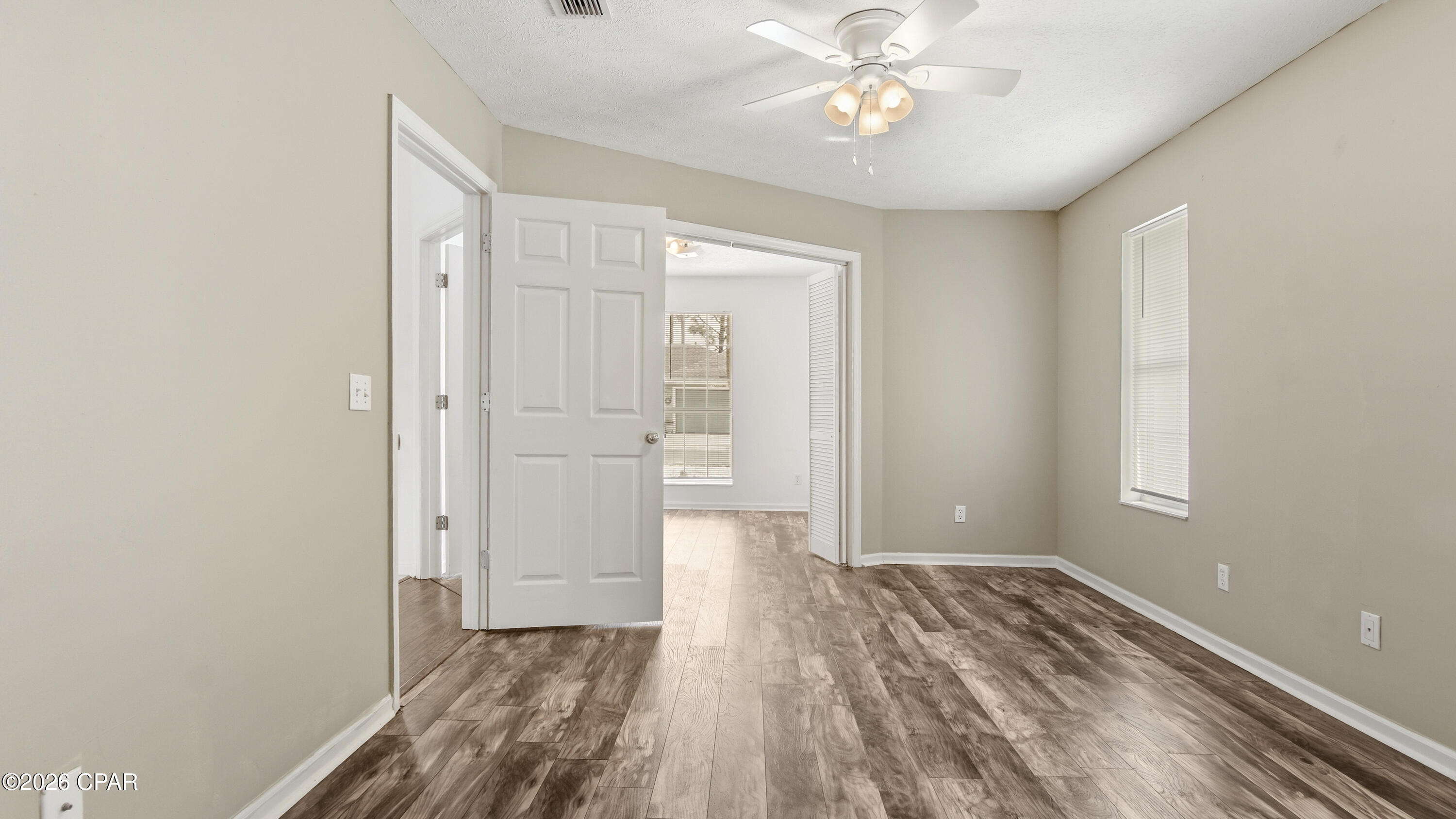 Image 13 For 919 Pelican Place