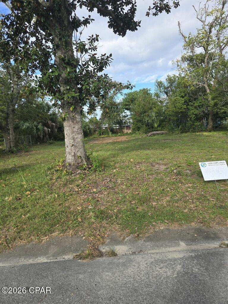 Image 2 For 1709 Foster Avenue