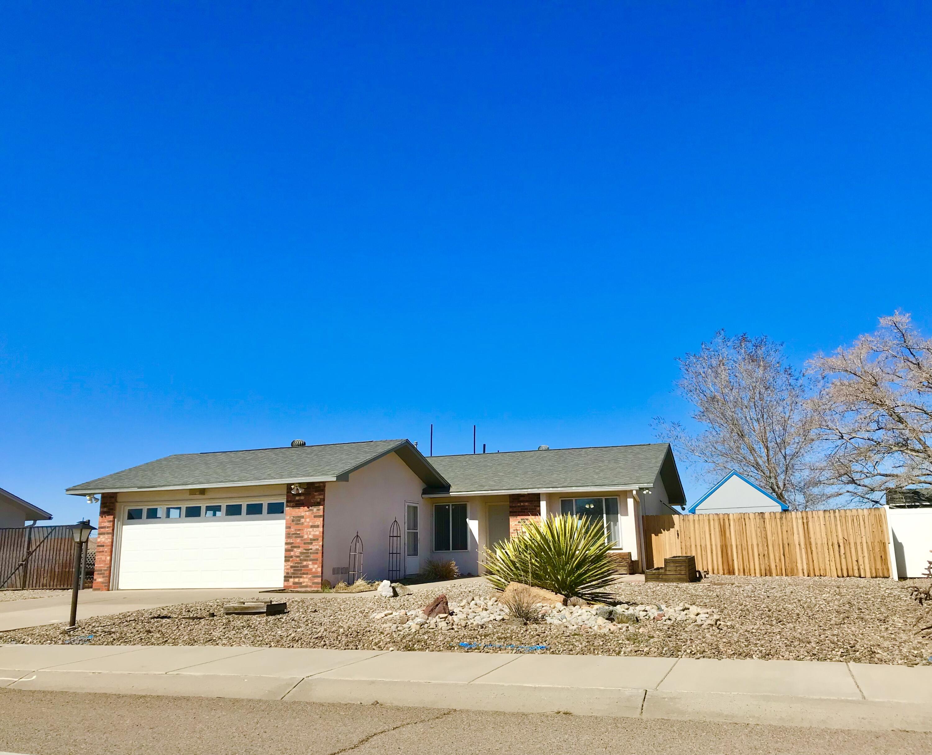 4717 Leon Grande Avenue, Rio Rancho NM 87124