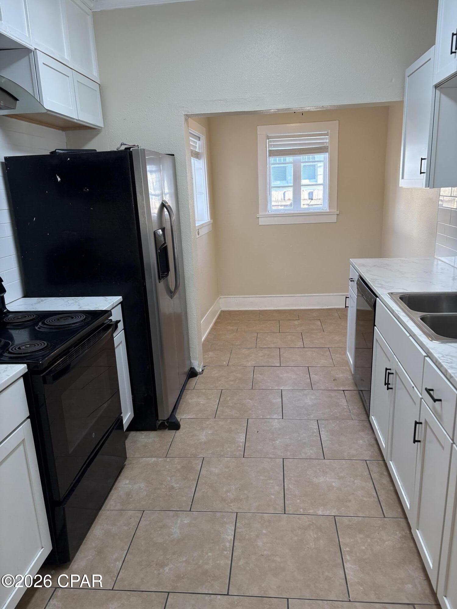 Image 11 For 1030 Jenks Avenue