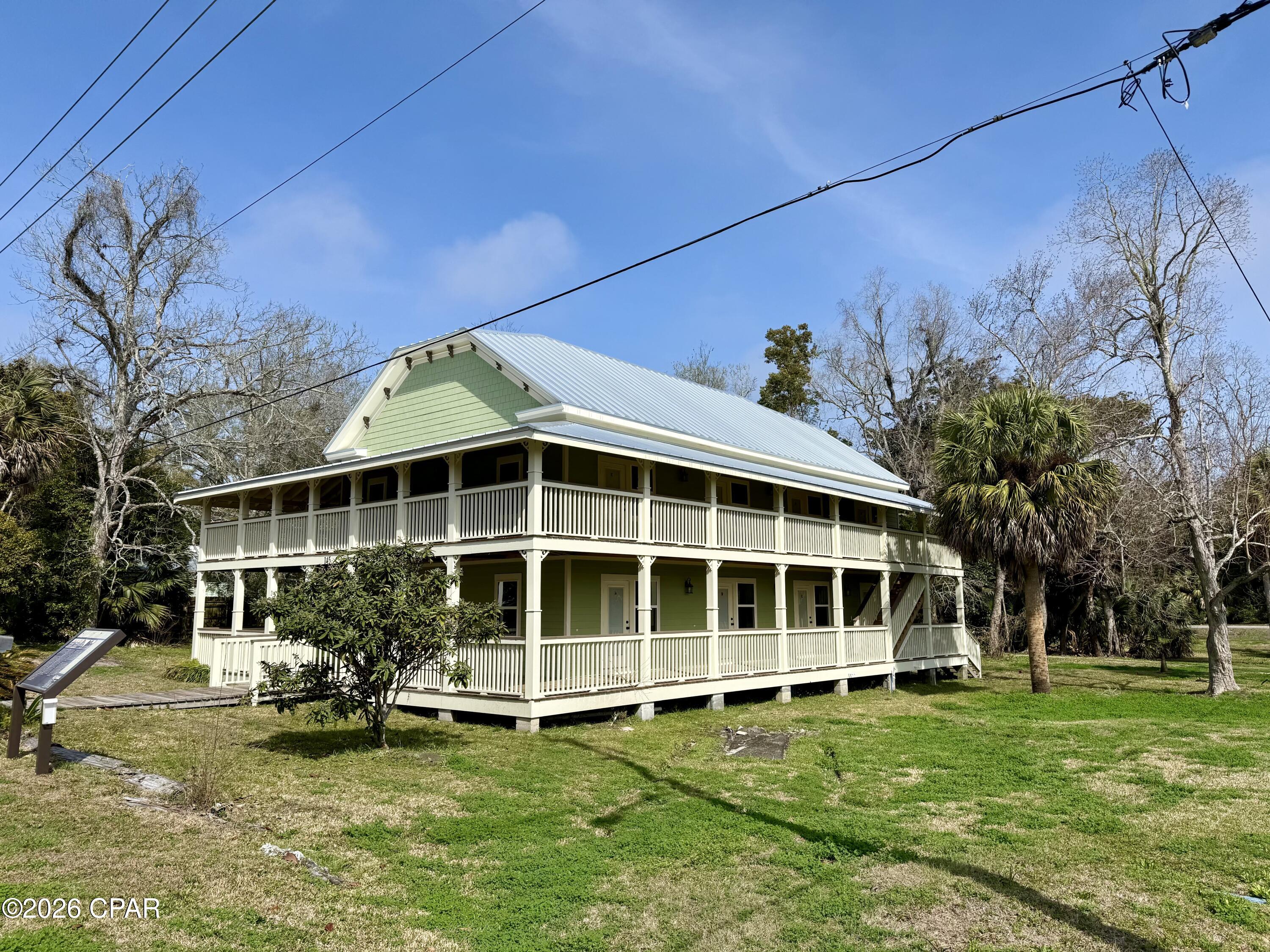 Listing photo id 36 for 145 6th Street