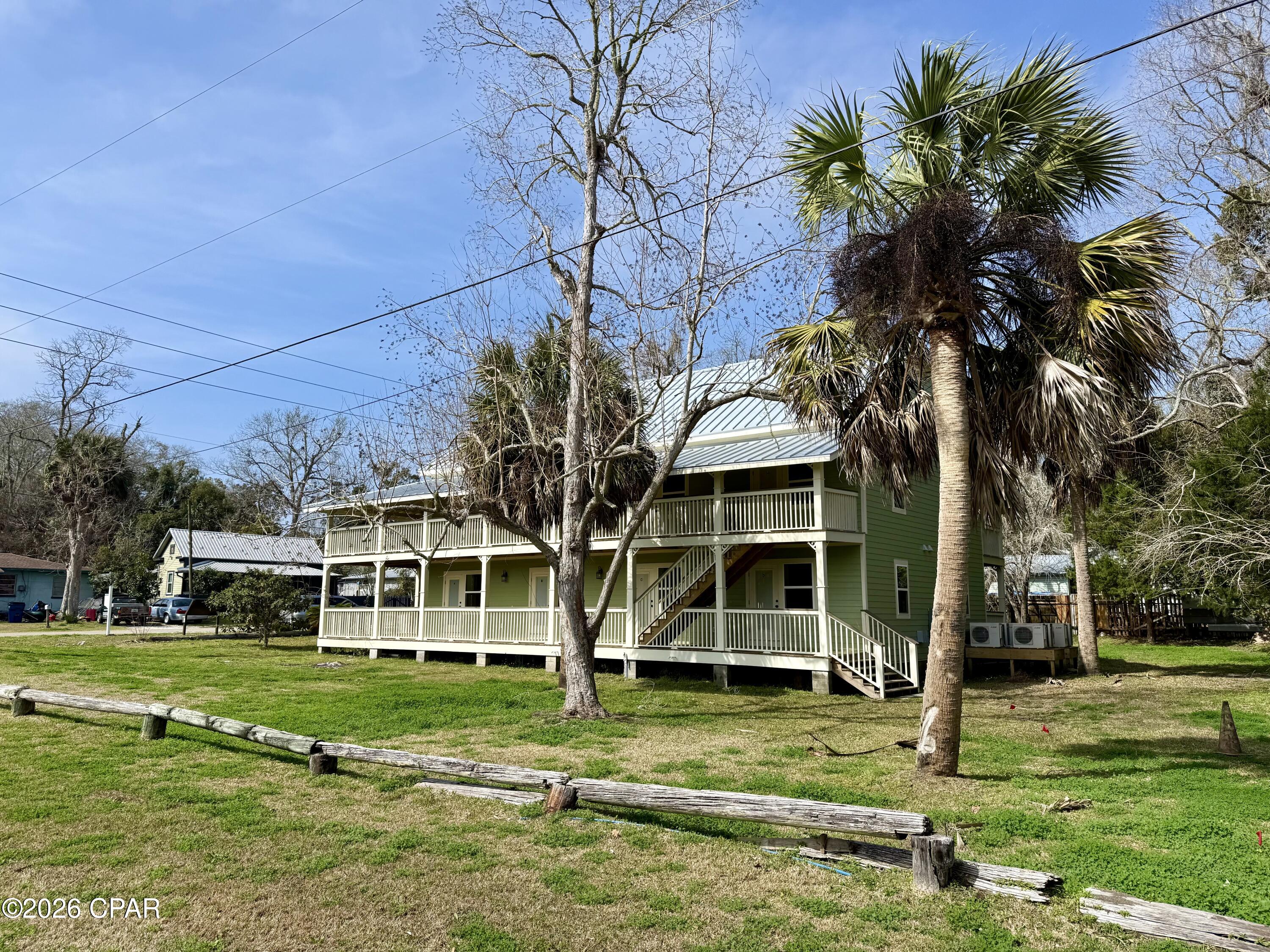 Listing photo id 38 for 145 6th Street