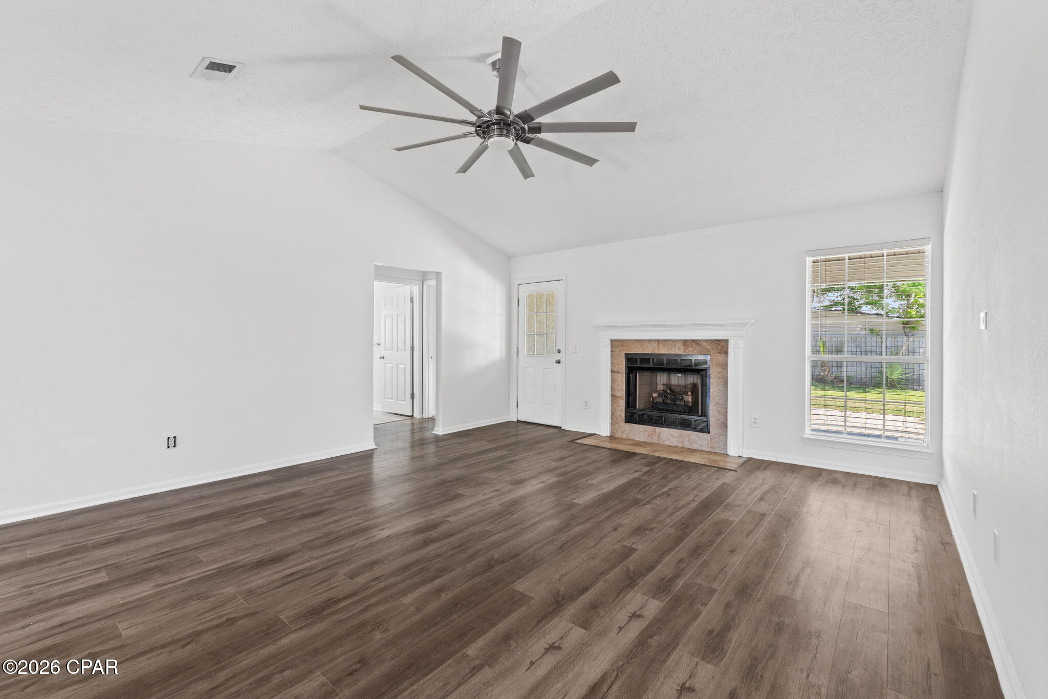 Image 16 For 186 Treasure Palm Drive