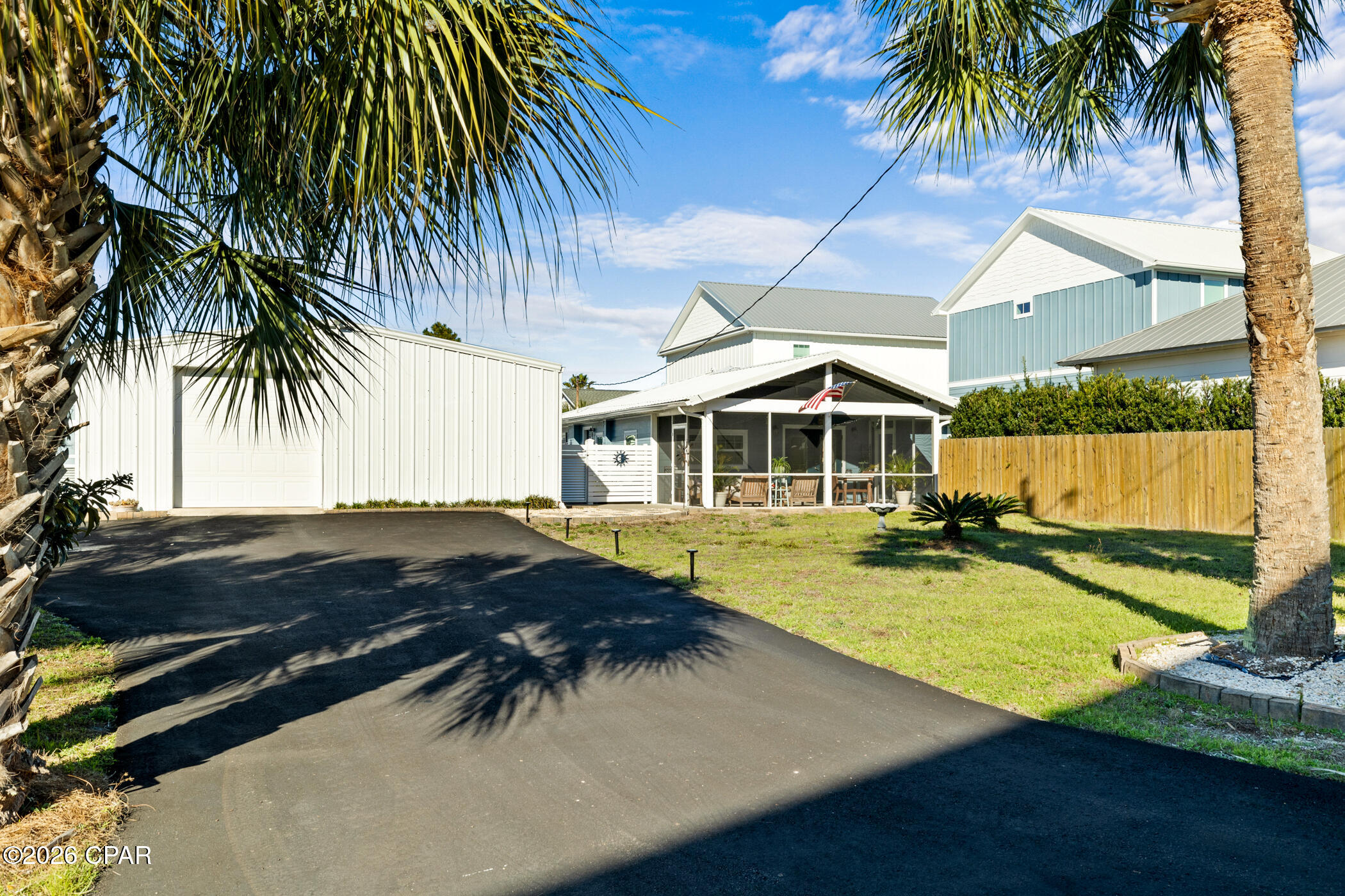 Image 24 For 209 Oleander Drive