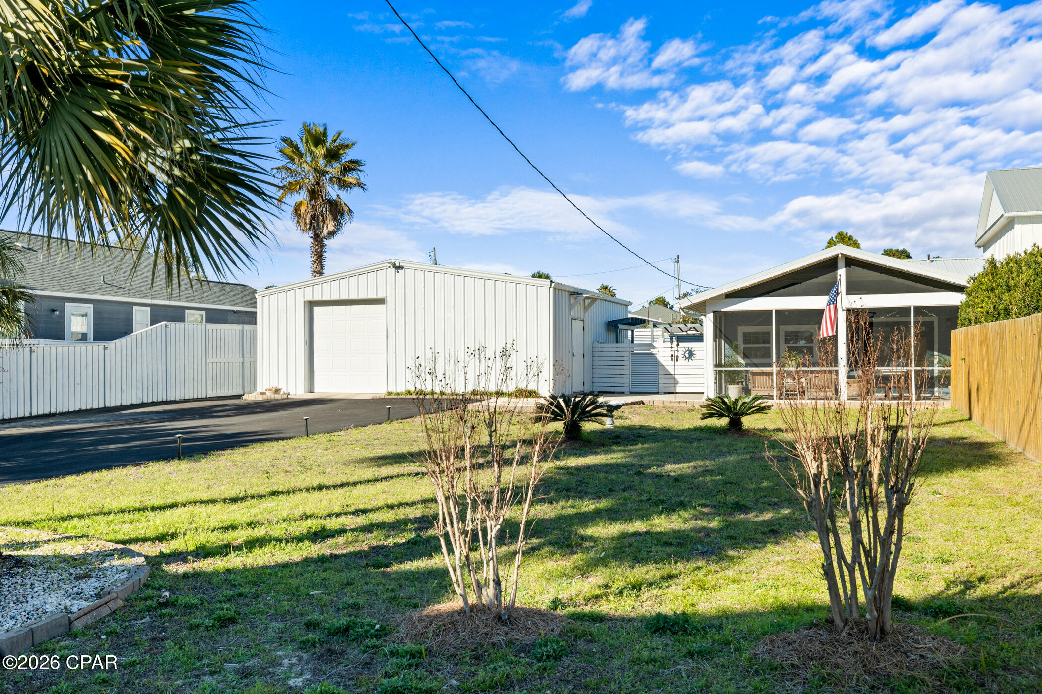 Image 24 For 209 Oleander Drive