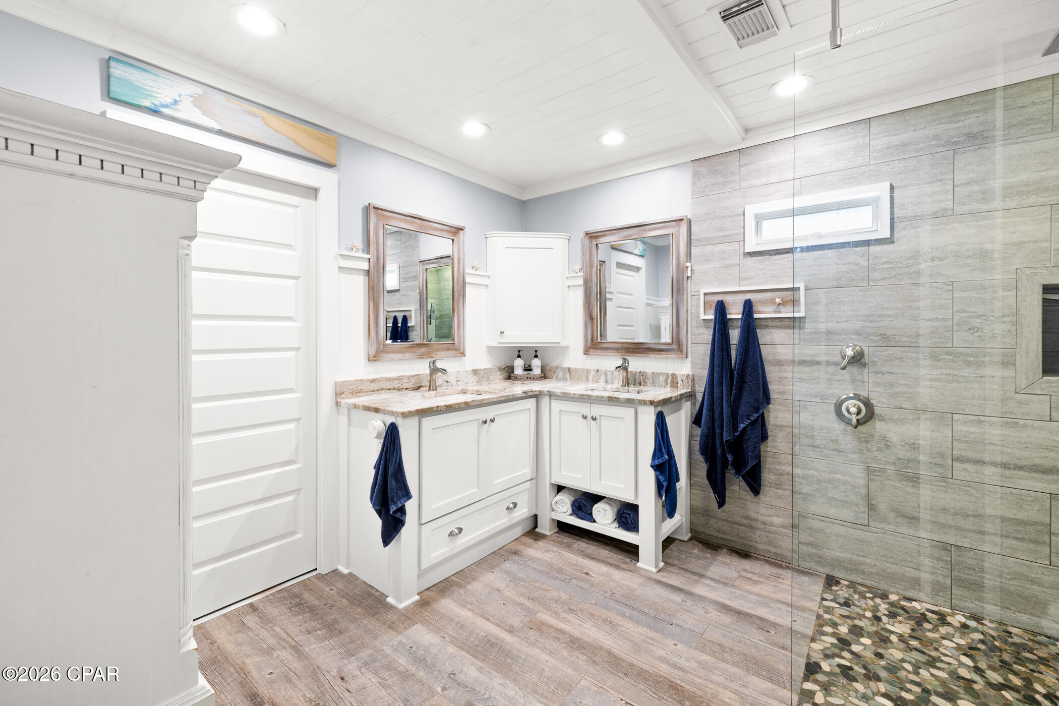 Image 37 For 209 Oleander Drive