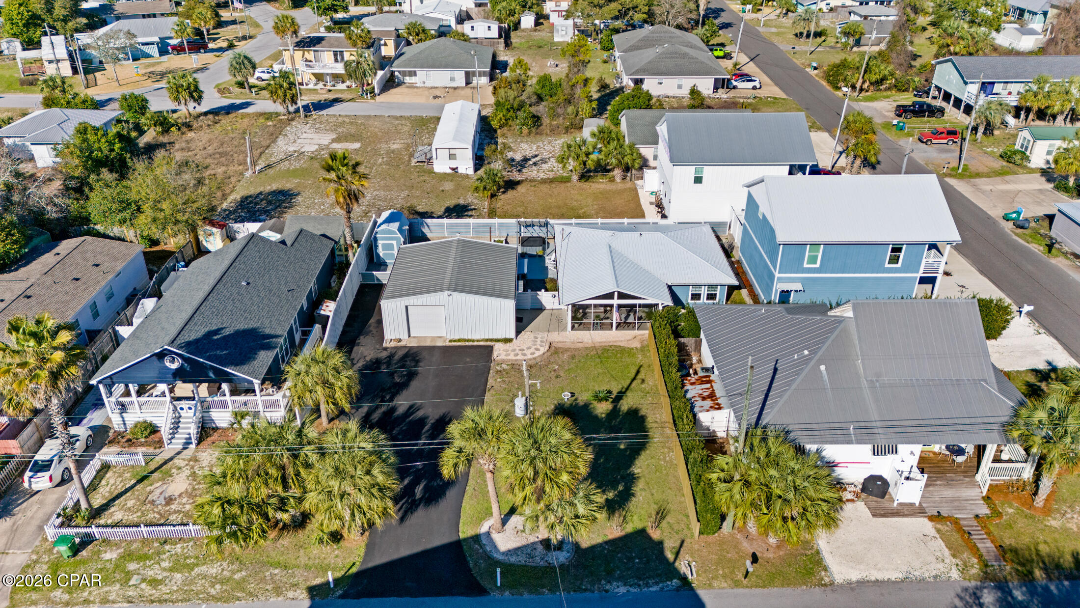 Listing photo id 47 for 209 Oleander Drive