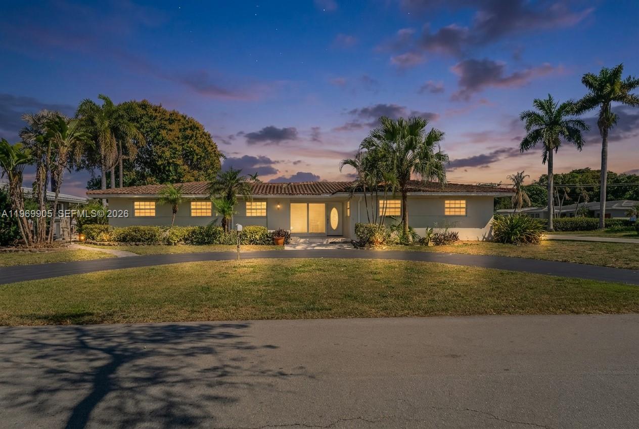 Central Golf Sec Of Holly