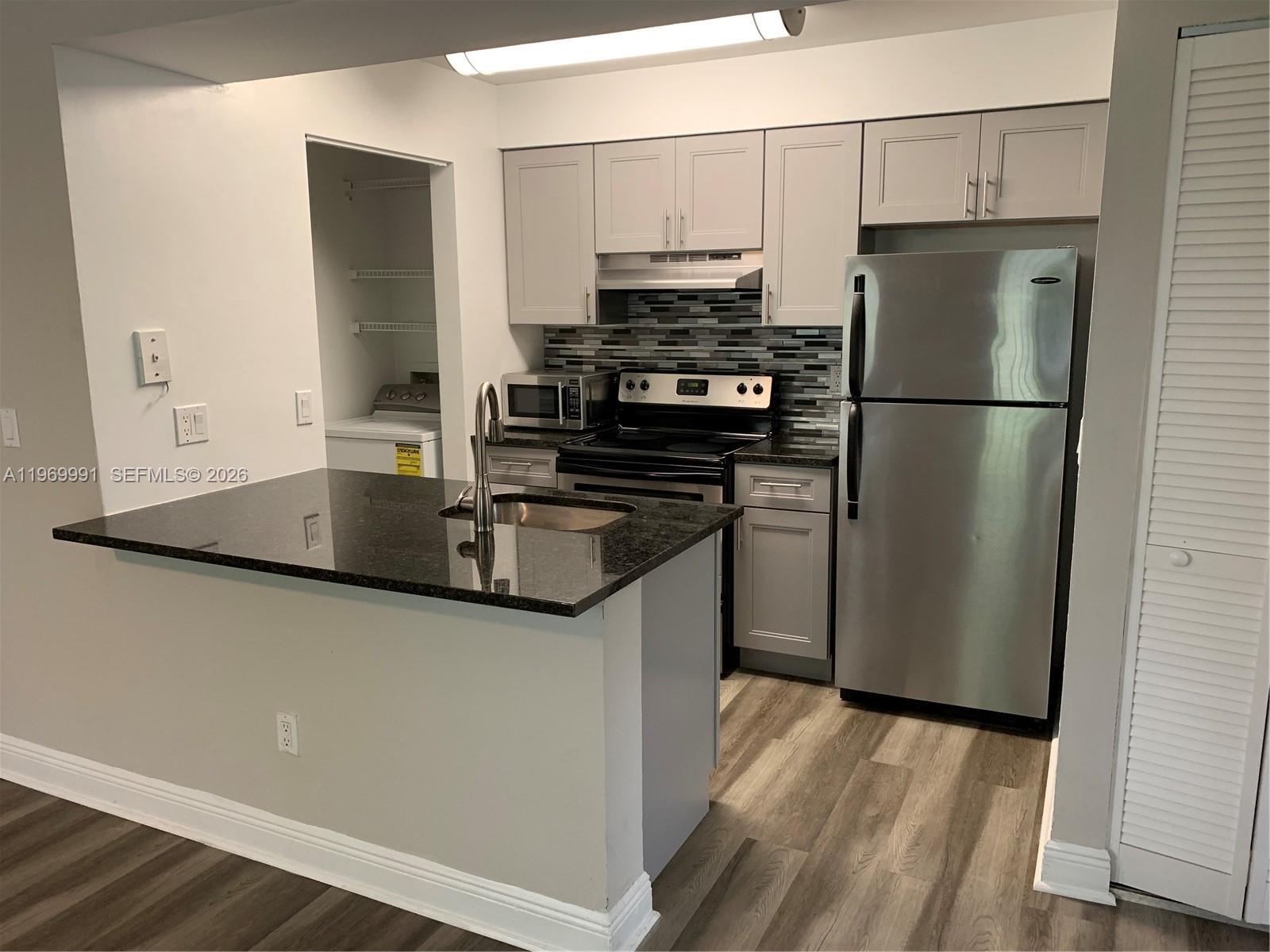 Royal Poinciana Condo