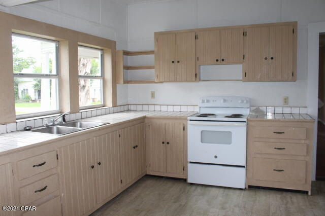 Image 16 For 2497 3rd Avenue