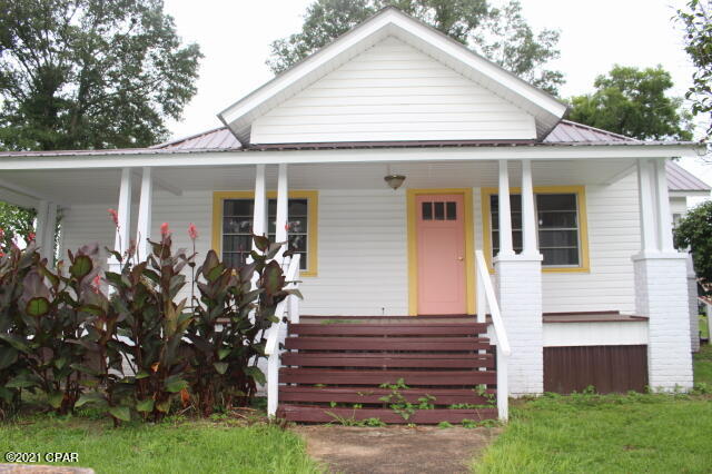3rd image of 2497 3rd Avenue, Alford, FL 32420 | MLS# 785651
