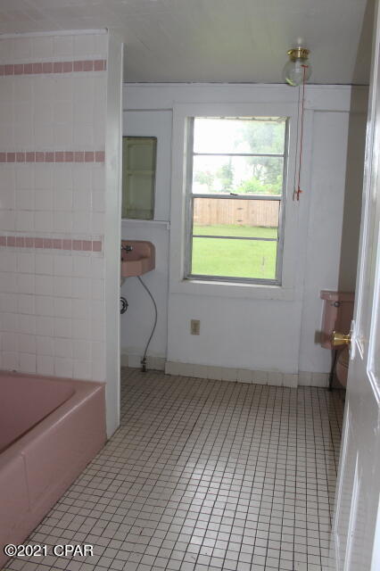 Image 41 For 2497 3rd Avenue