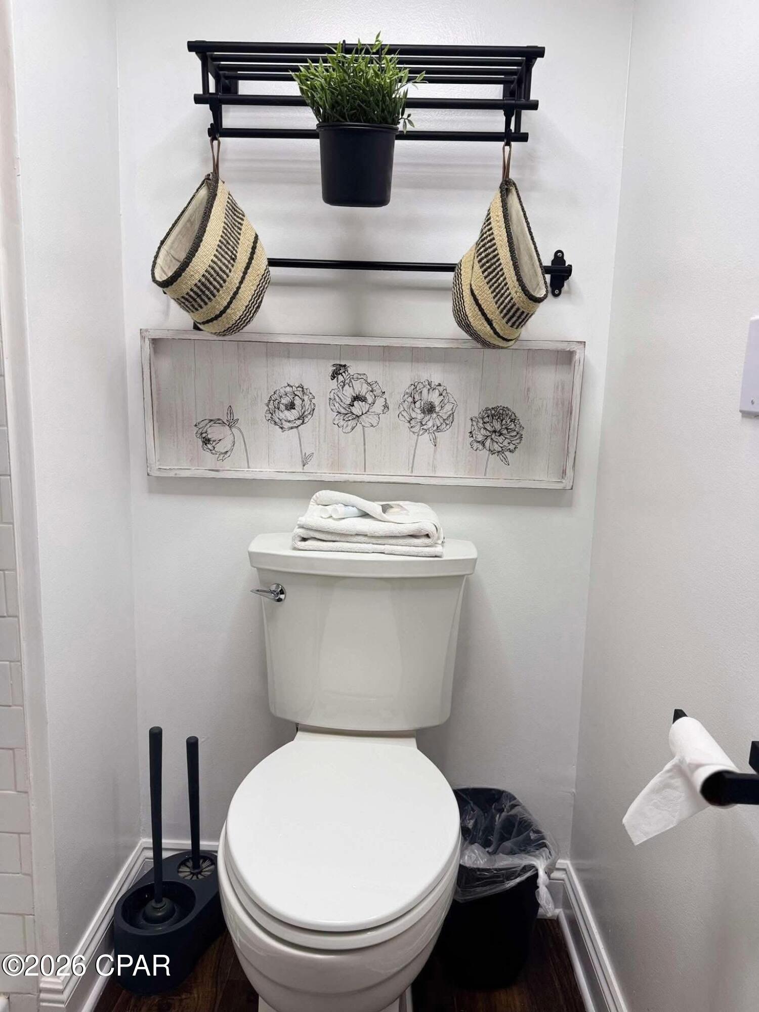 Image 17 For 114 Carillon Market Street 213