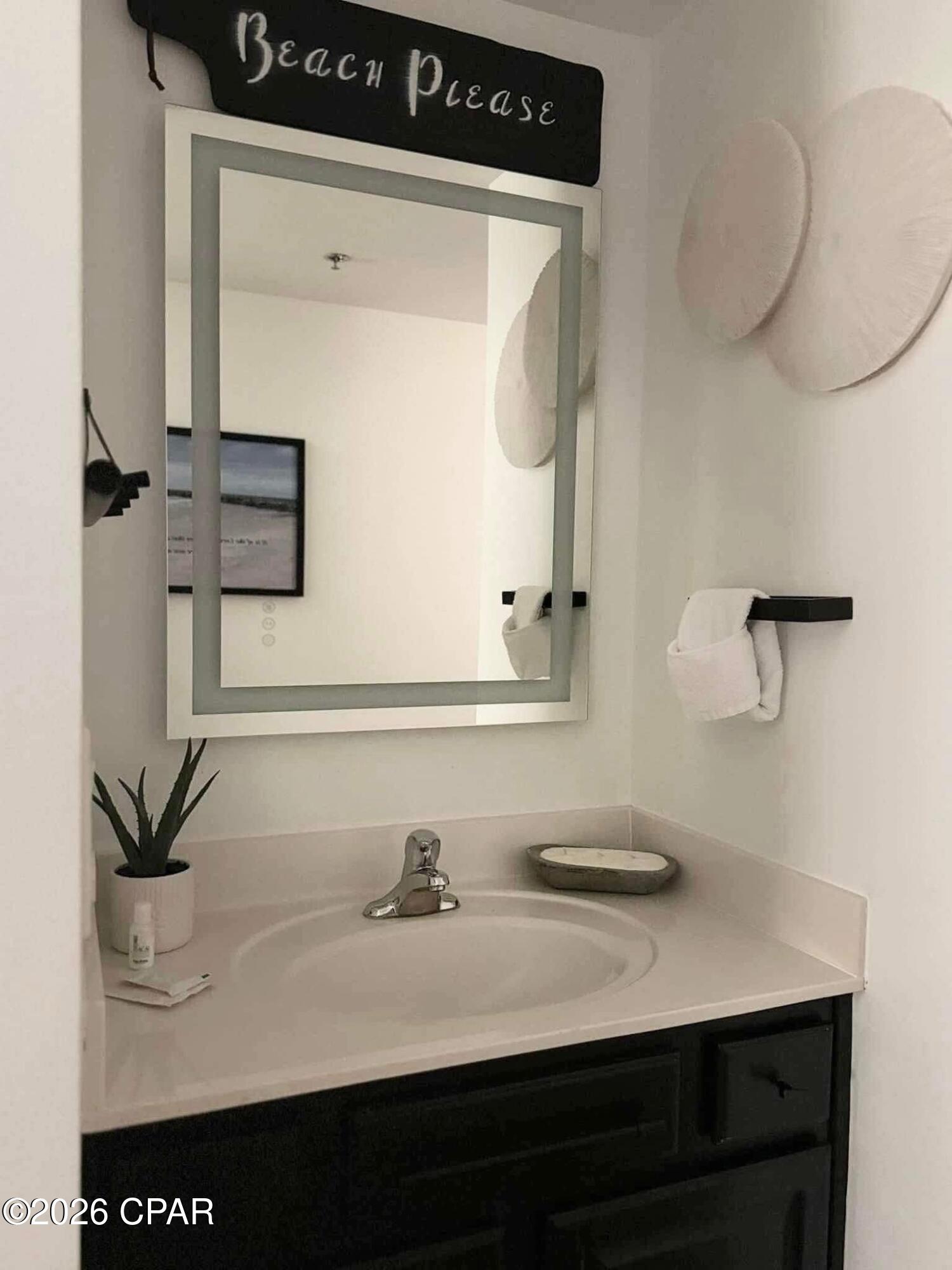 Image 19 For 114 Carillon Market Street 213