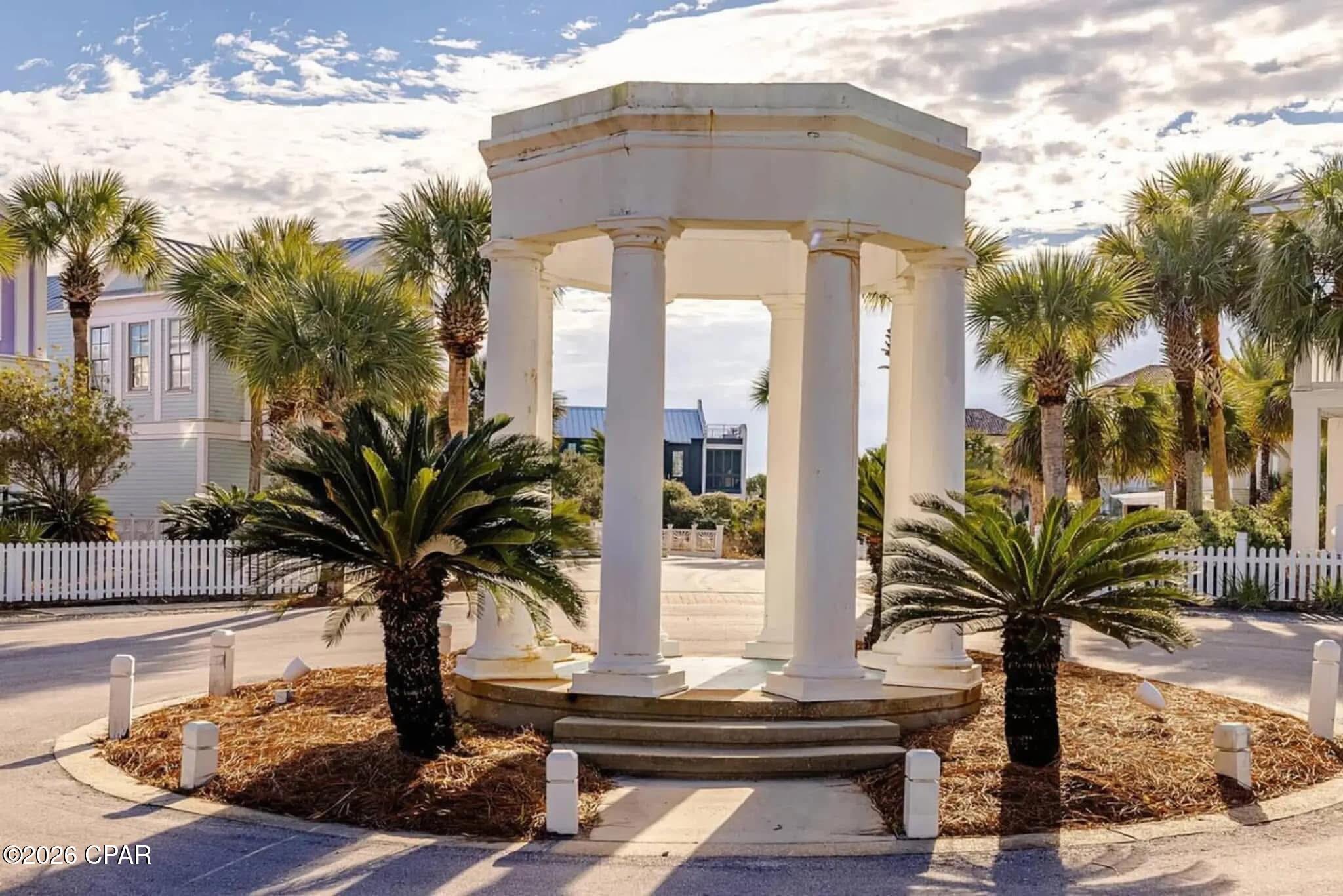 Image 21 For 114 Carillon Market Street 213