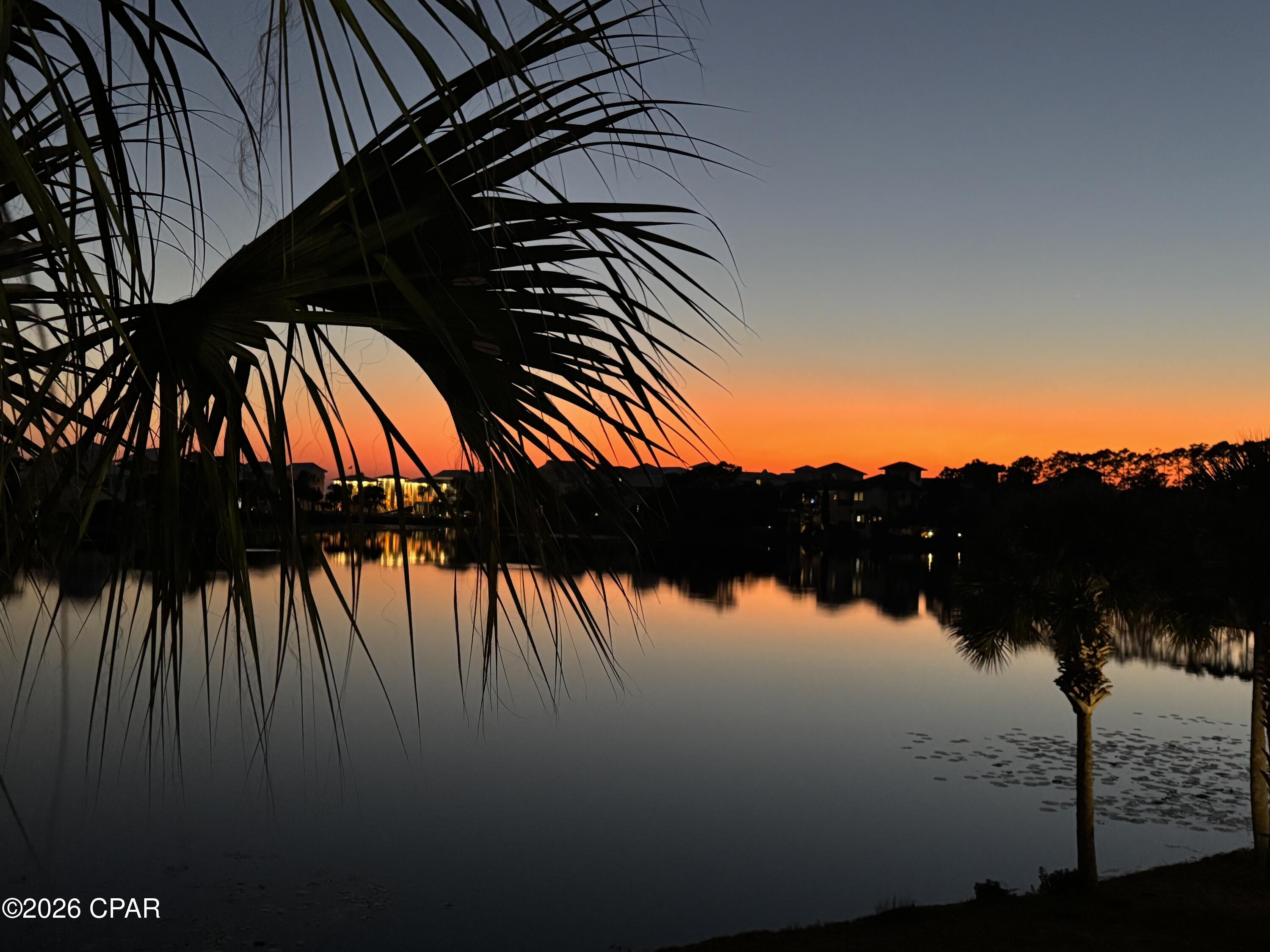 Image 32 For 114 Carillon Market Street 213