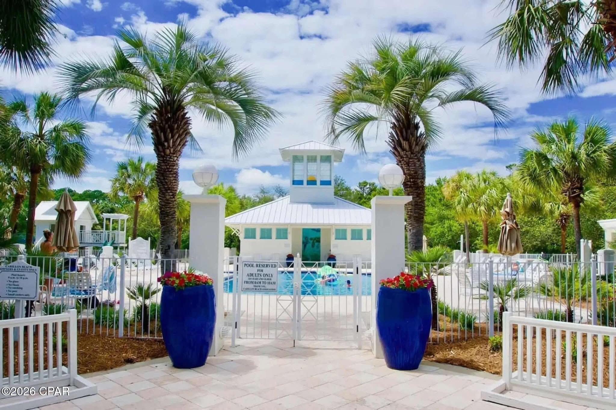 Image 37 For 114 Carillon Market Street 213