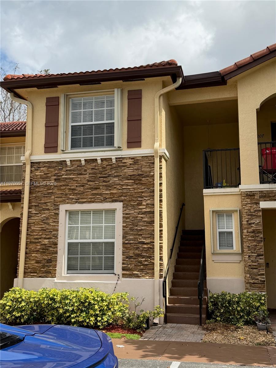 Villas At Carmel Condo No