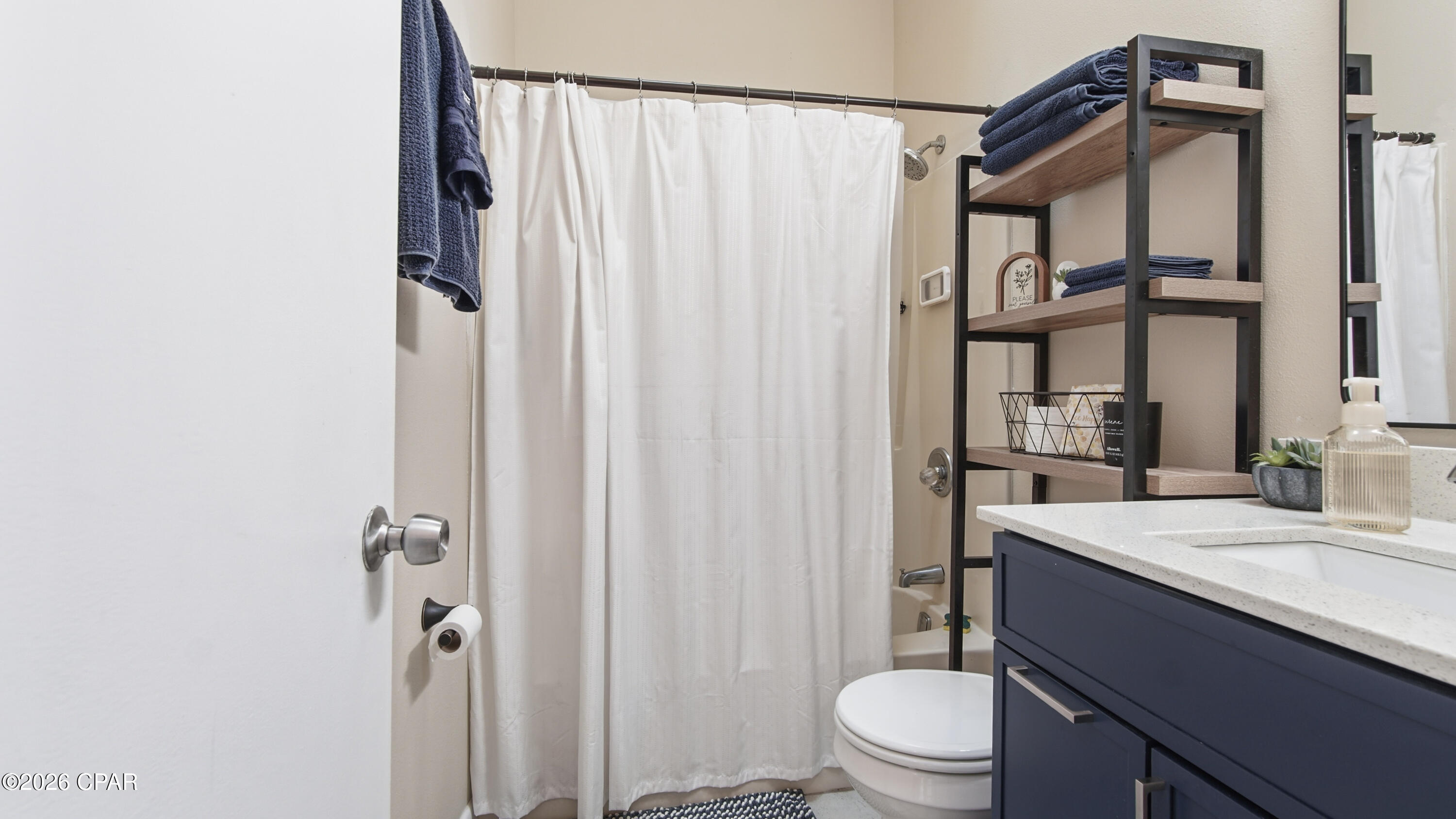 Image 16 For 4078 Woodridge Road