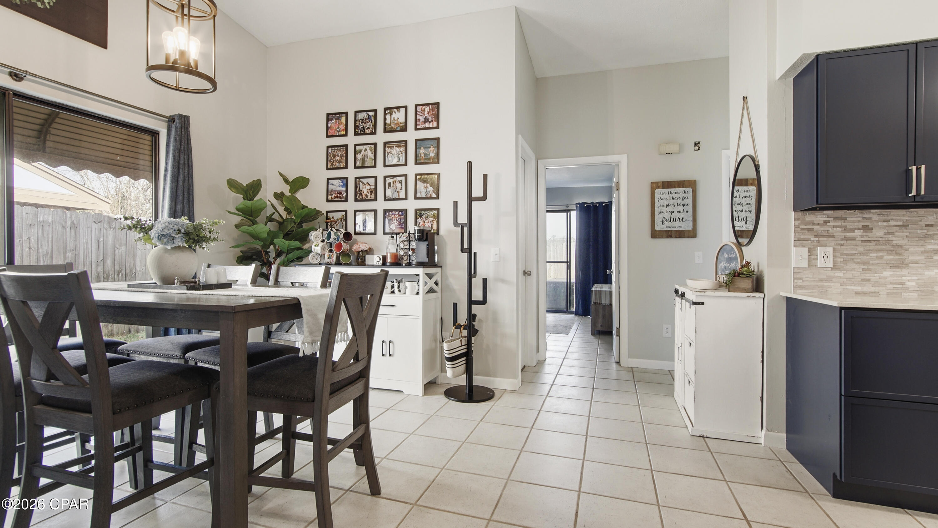 Image 4 For 4078 Woodridge Road