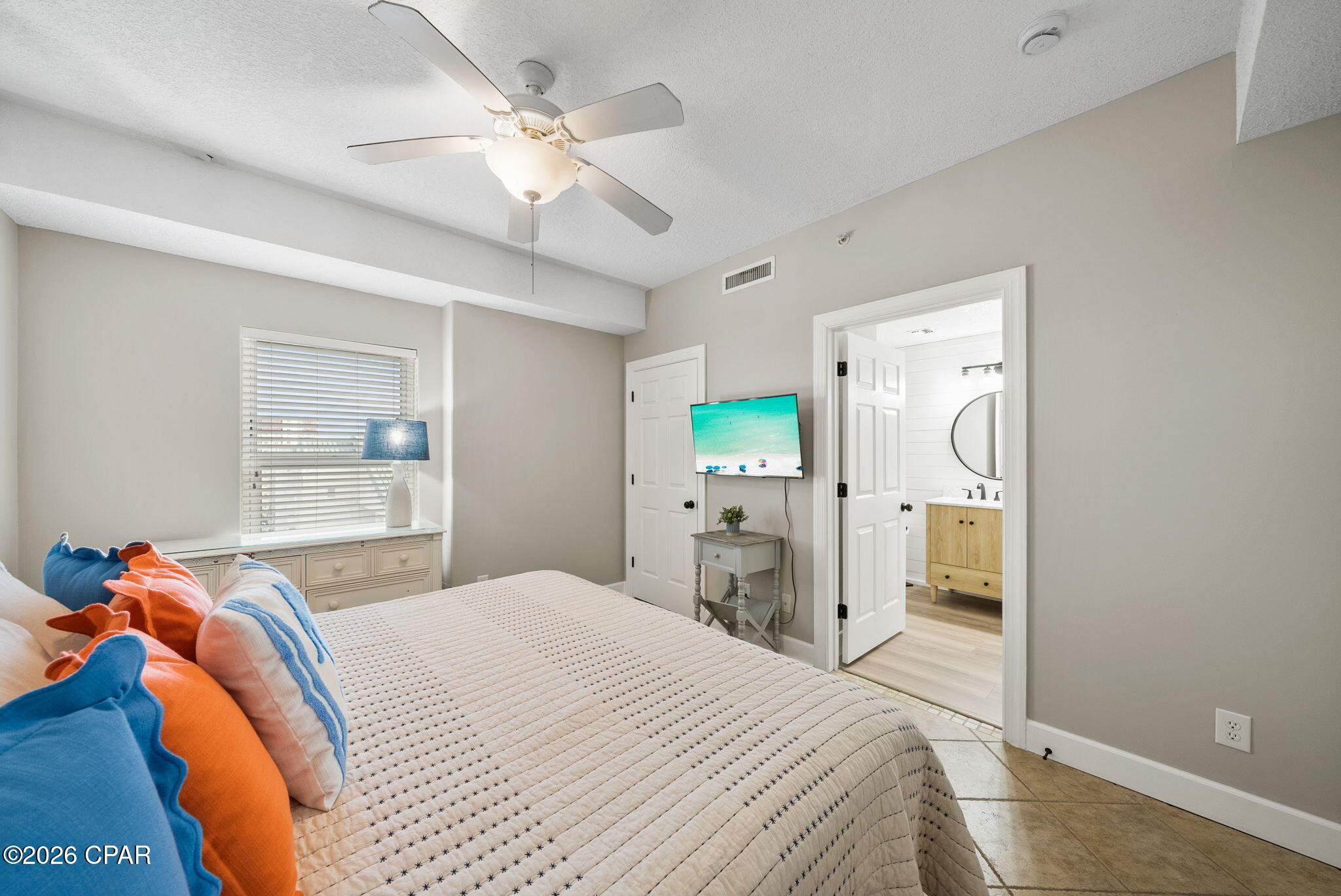 Image 14 For 10519 Front Beach Road 1705a