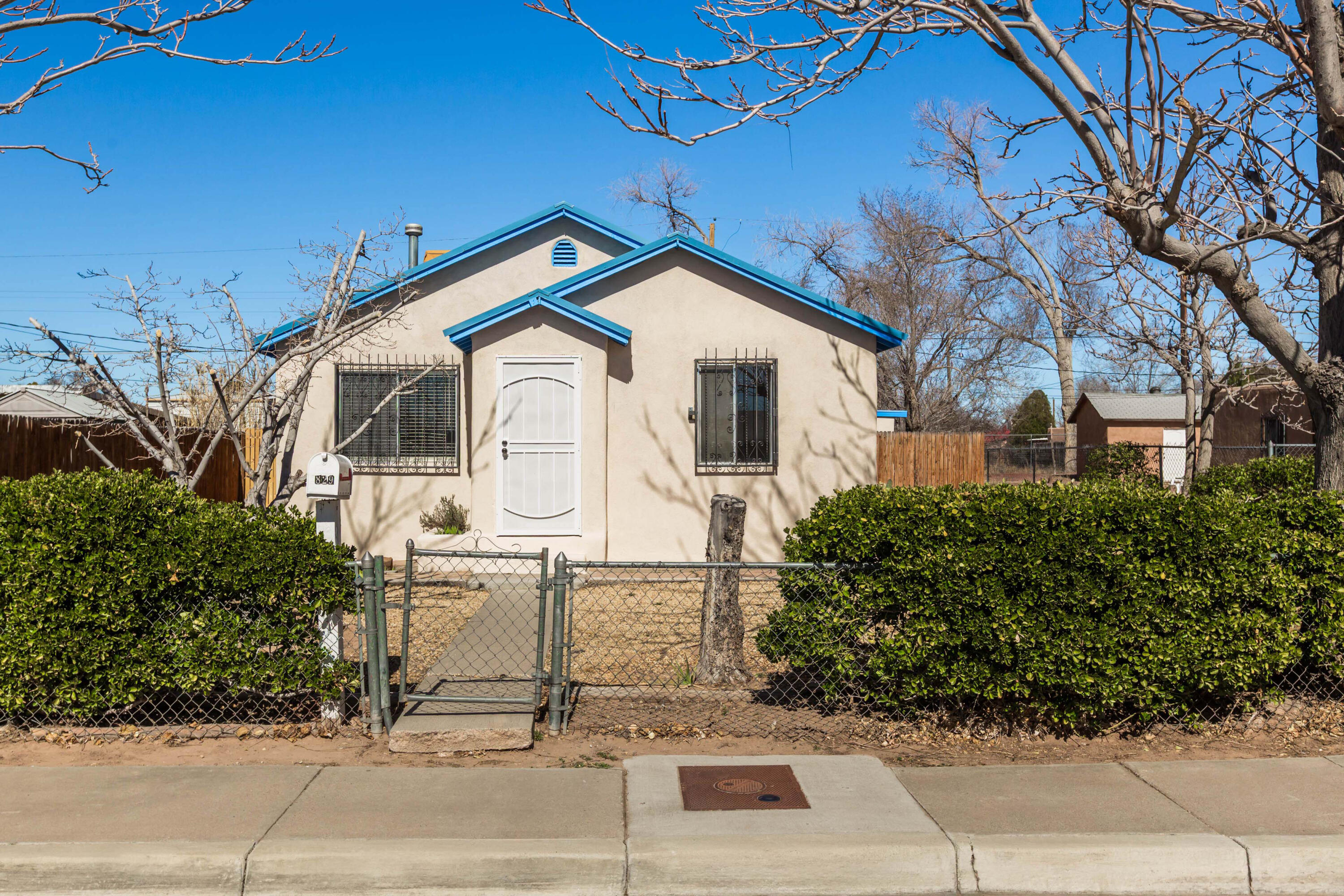 829 San Clemente Avenue, Albuquerque NM 87107