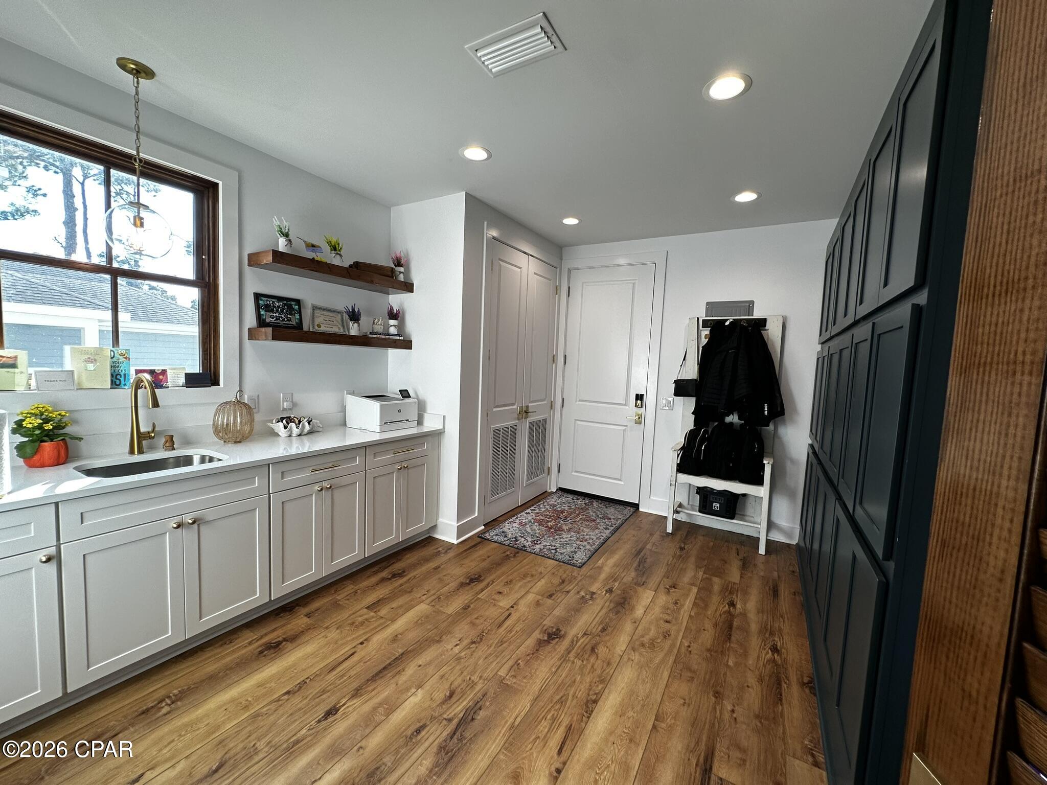 Image 108 For 2821 Annette Avenue