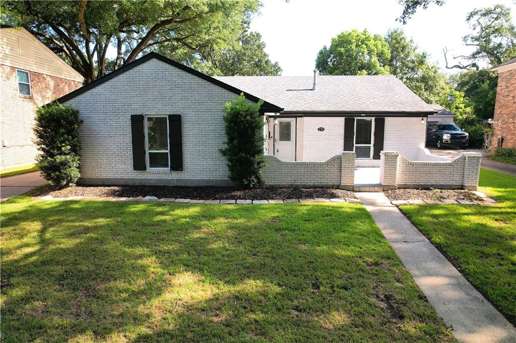 Photo 1 of Single family home for sale at 5750 Brunswick Ct, New Orleans, LA 70131 | MLS# 2543745 | Listing updated on 2026-09-11