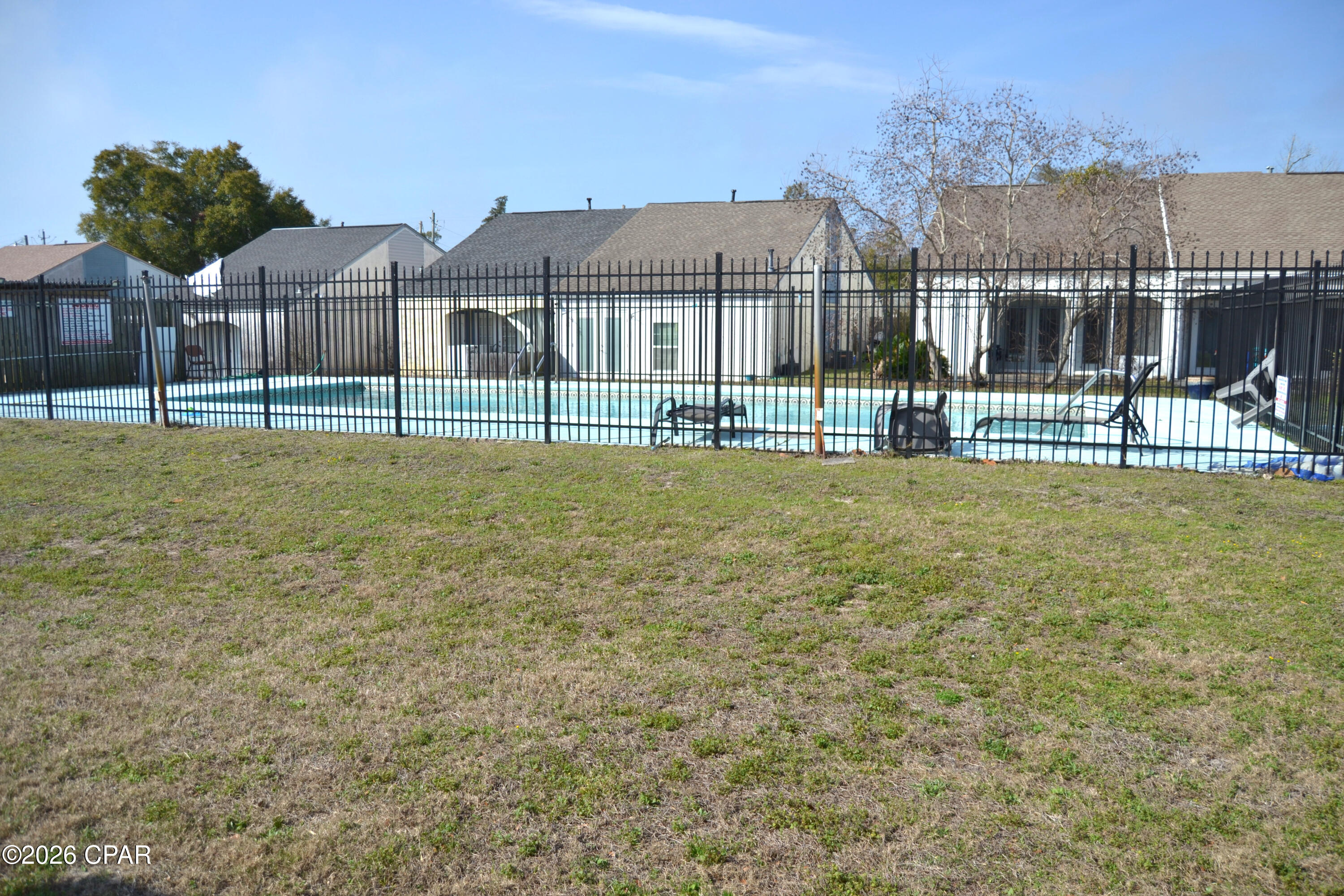 Image 13 For 522 Arrow Street
