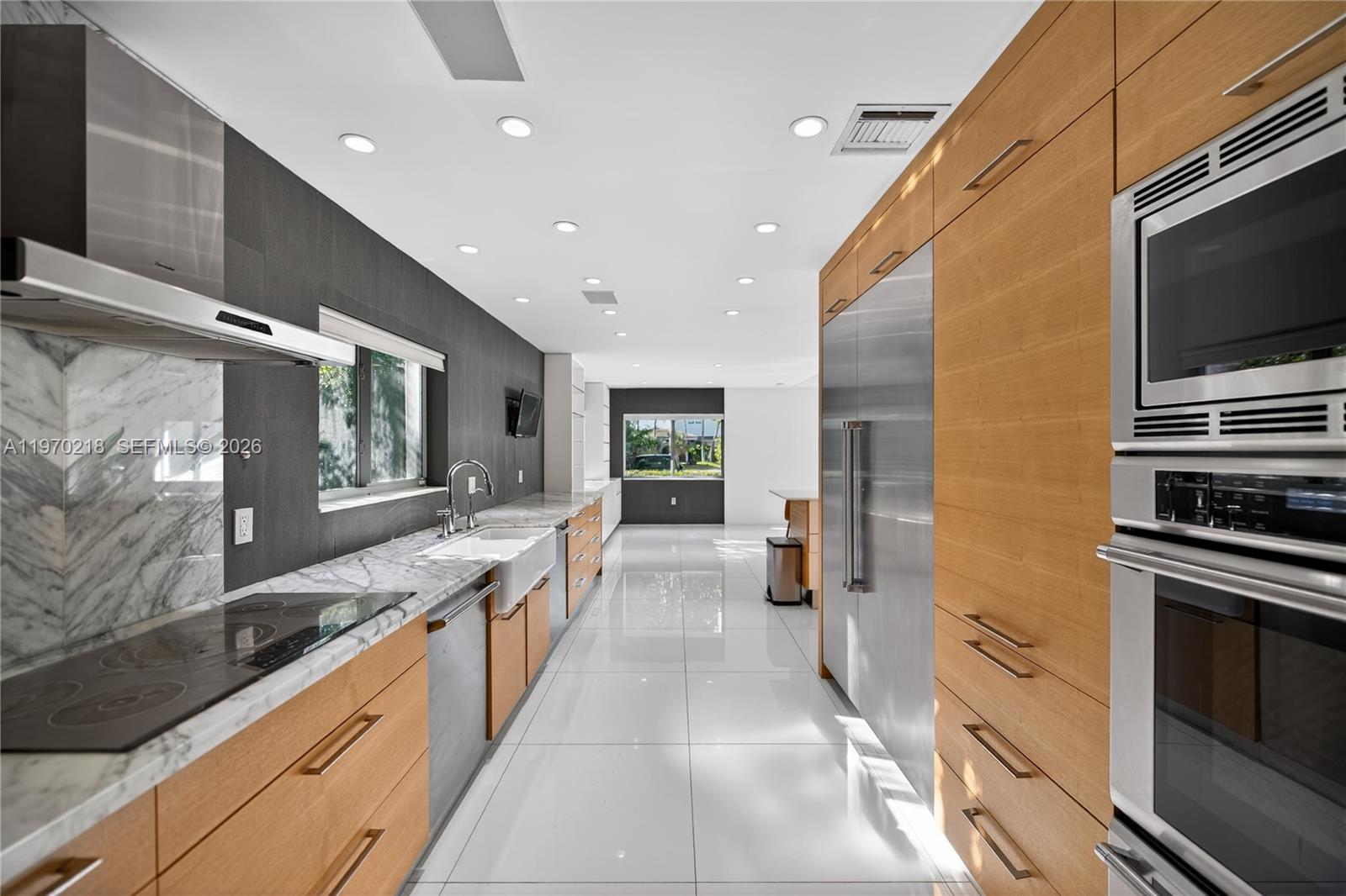 Homes for sale in Miami Beach, FL | 1000 N Shore Dr, Miami Beach, FL 33141 | MLS# A11970218