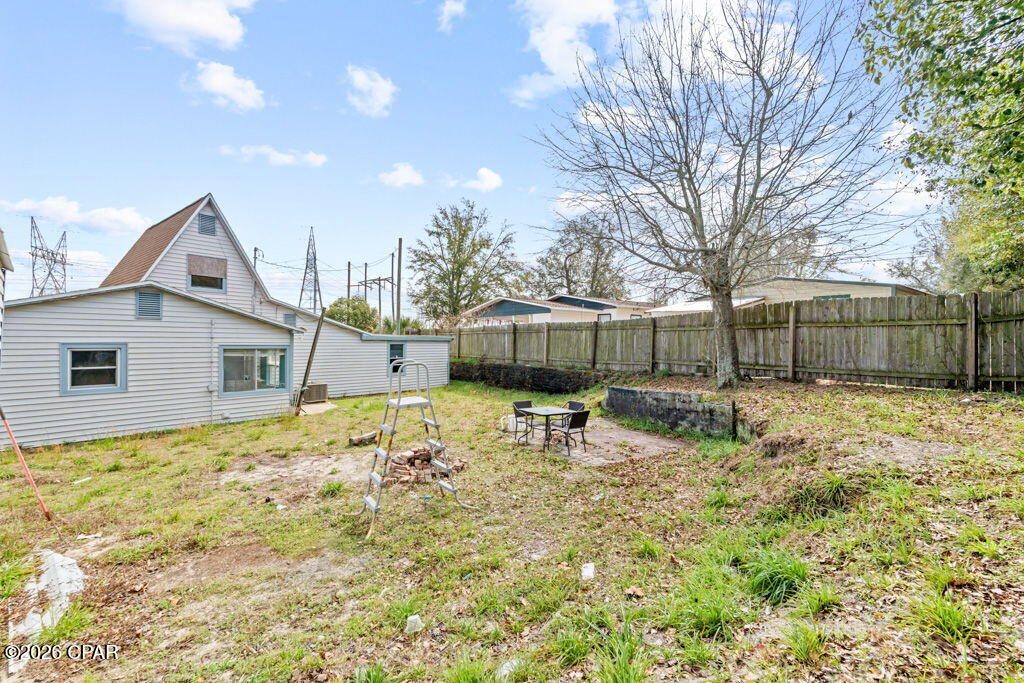 Image 21 For 403 Transmitter Road