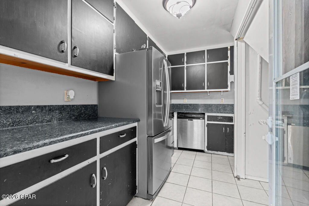 Image 7 For 403 Transmitter Road