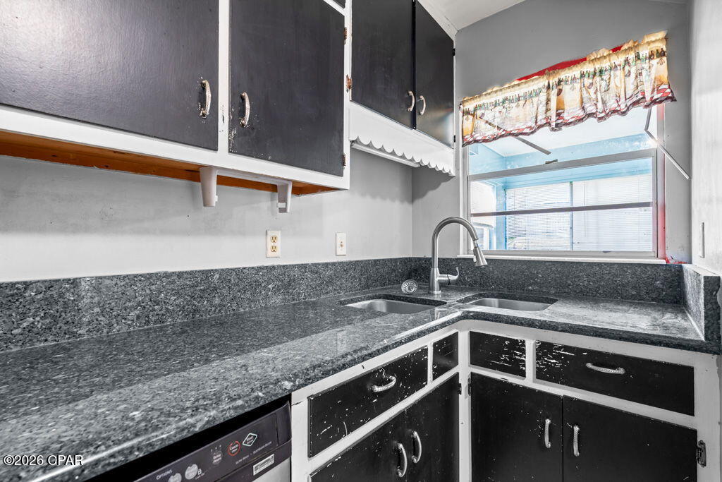 Image 8 For 403 Transmitter Road