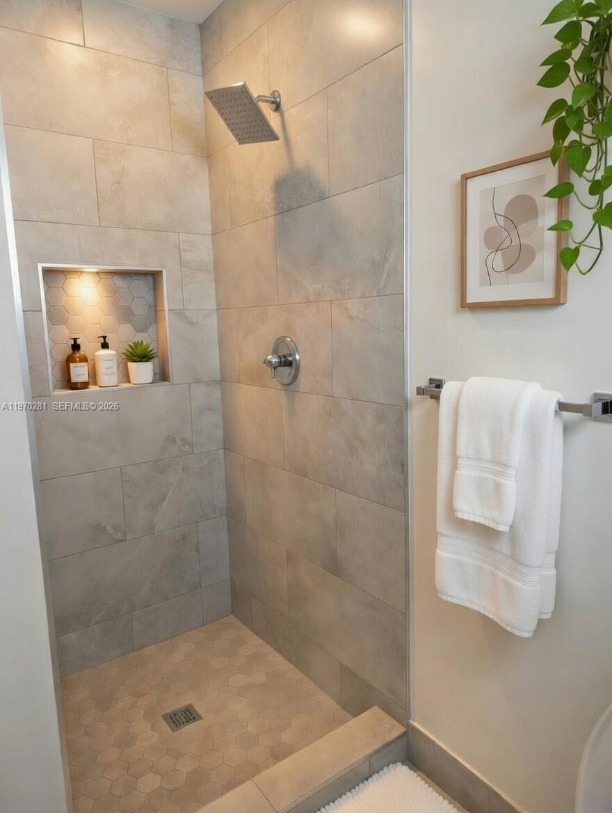 Bonus room and amenities at 146 1st Ave - Home in Dania Beach