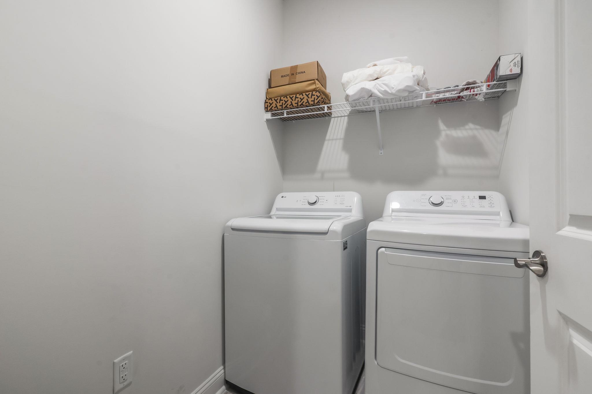 2604713 | Photo 25