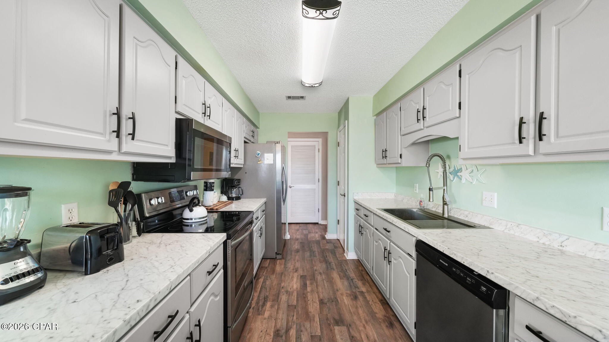 Image 6 For 2004 Windjammer Drive