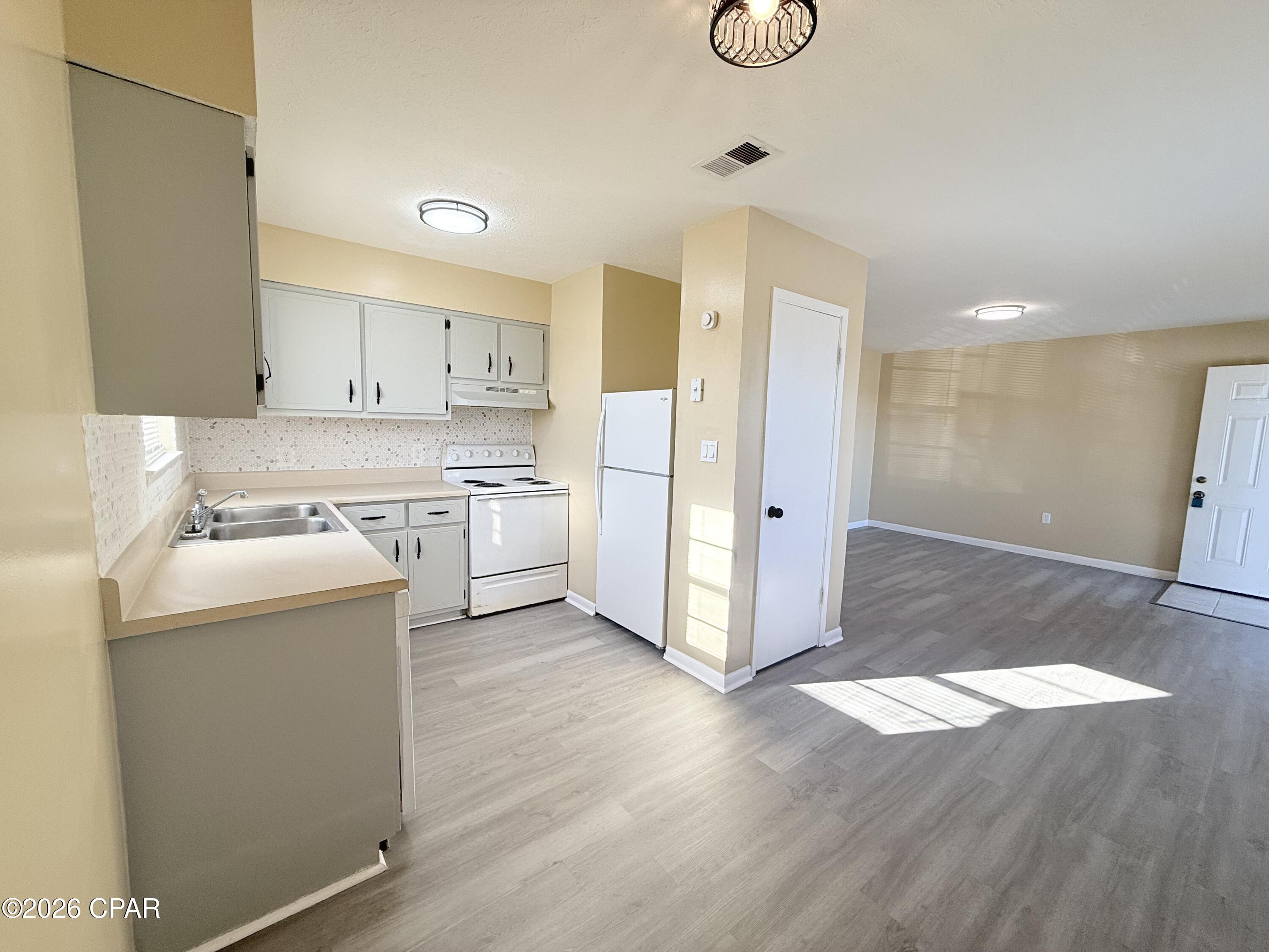 Image 4 For 506 11th Street A1