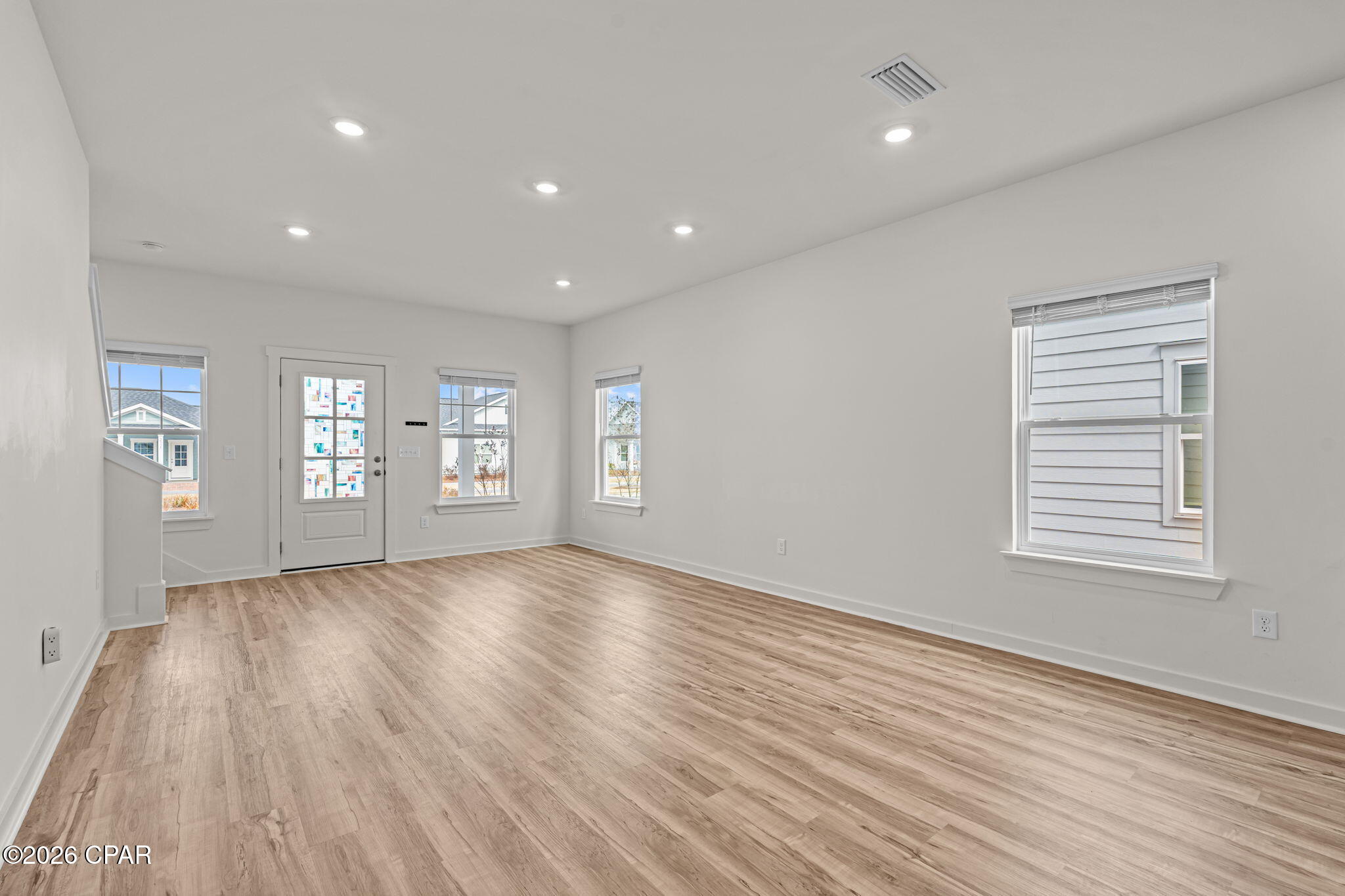 Image 5 For 2323 Discovery Loop