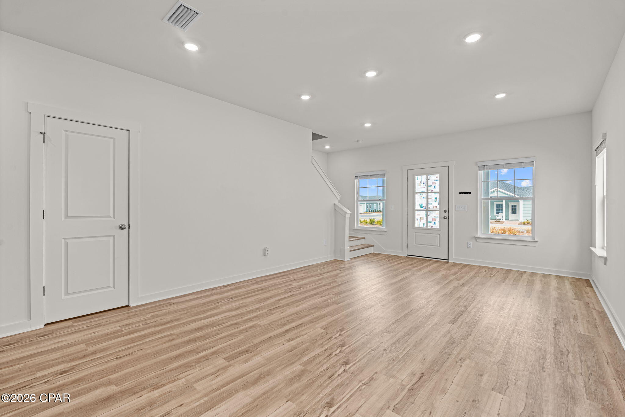 Image 7 For 2323 Discovery Loop