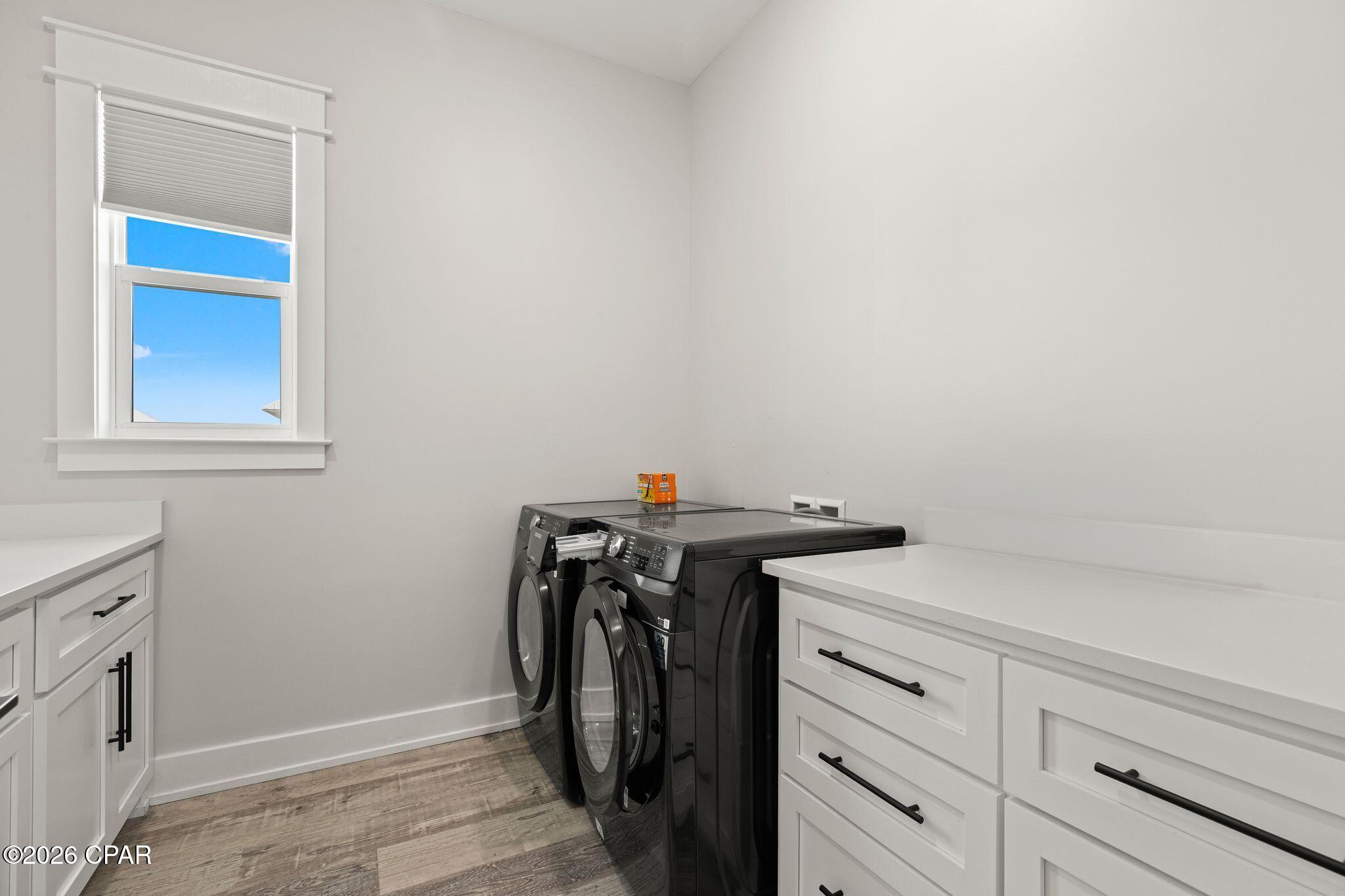 Image 38 For 14328 Front Beach Road