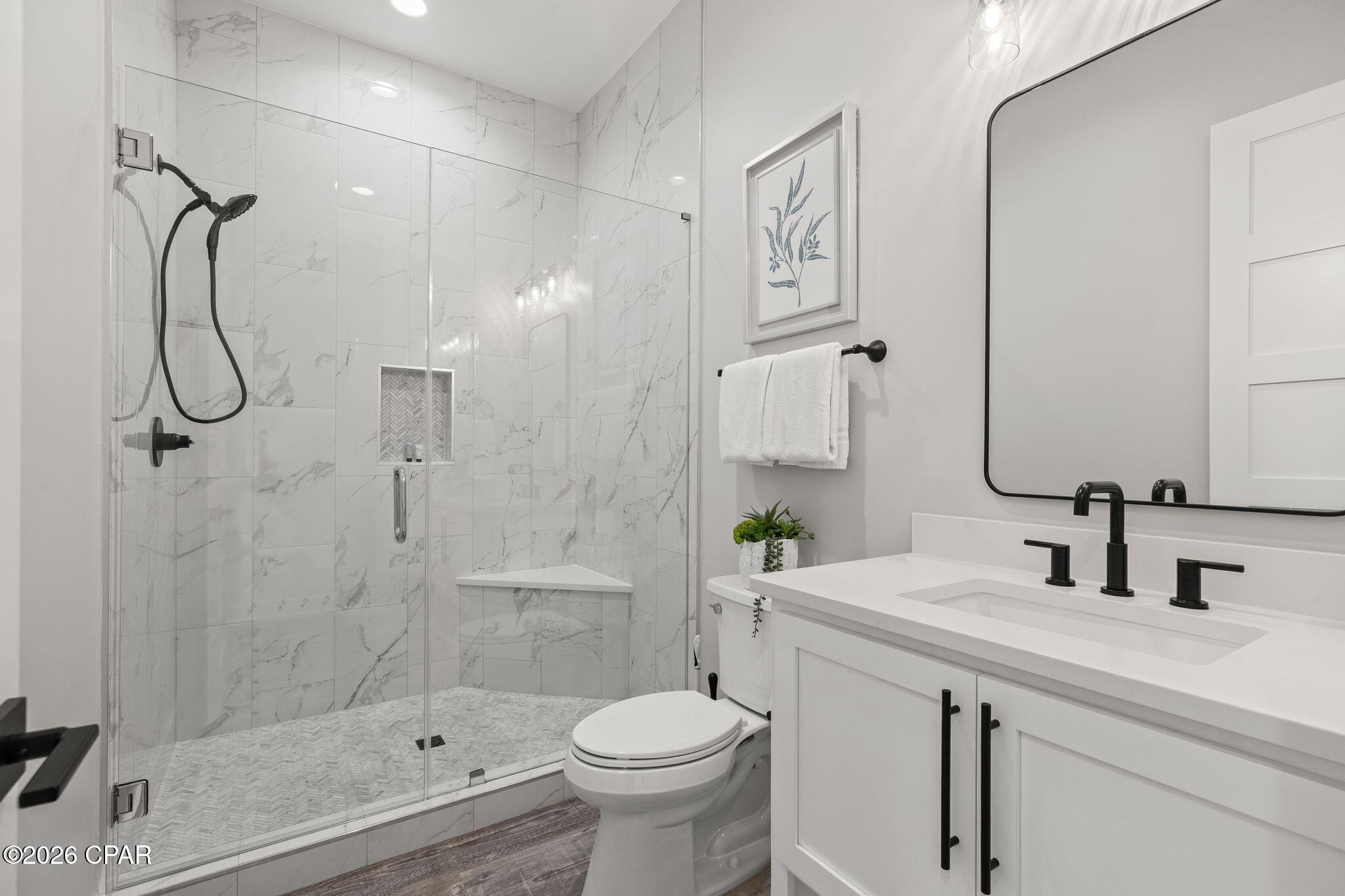 Image 48 For 14328 Front Beach Road