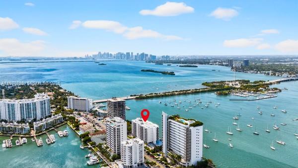 The Islander Club Condo
