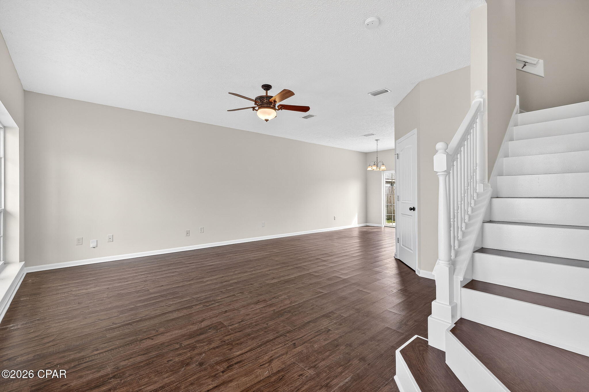 Image 6 For 2605 Avondale Court