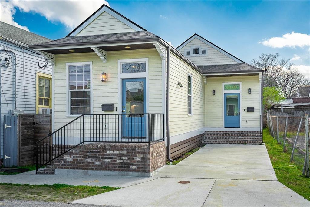 Homes for sale in New Orleans, LA | 1119 21 Bartholomew St, New Orleans, LA 70117 | MLS# 2544181